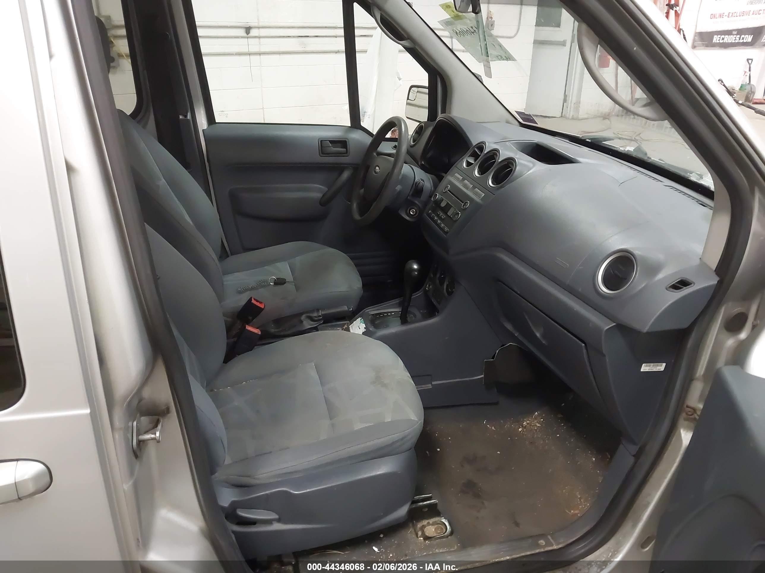 FORD TRANSIT image 5