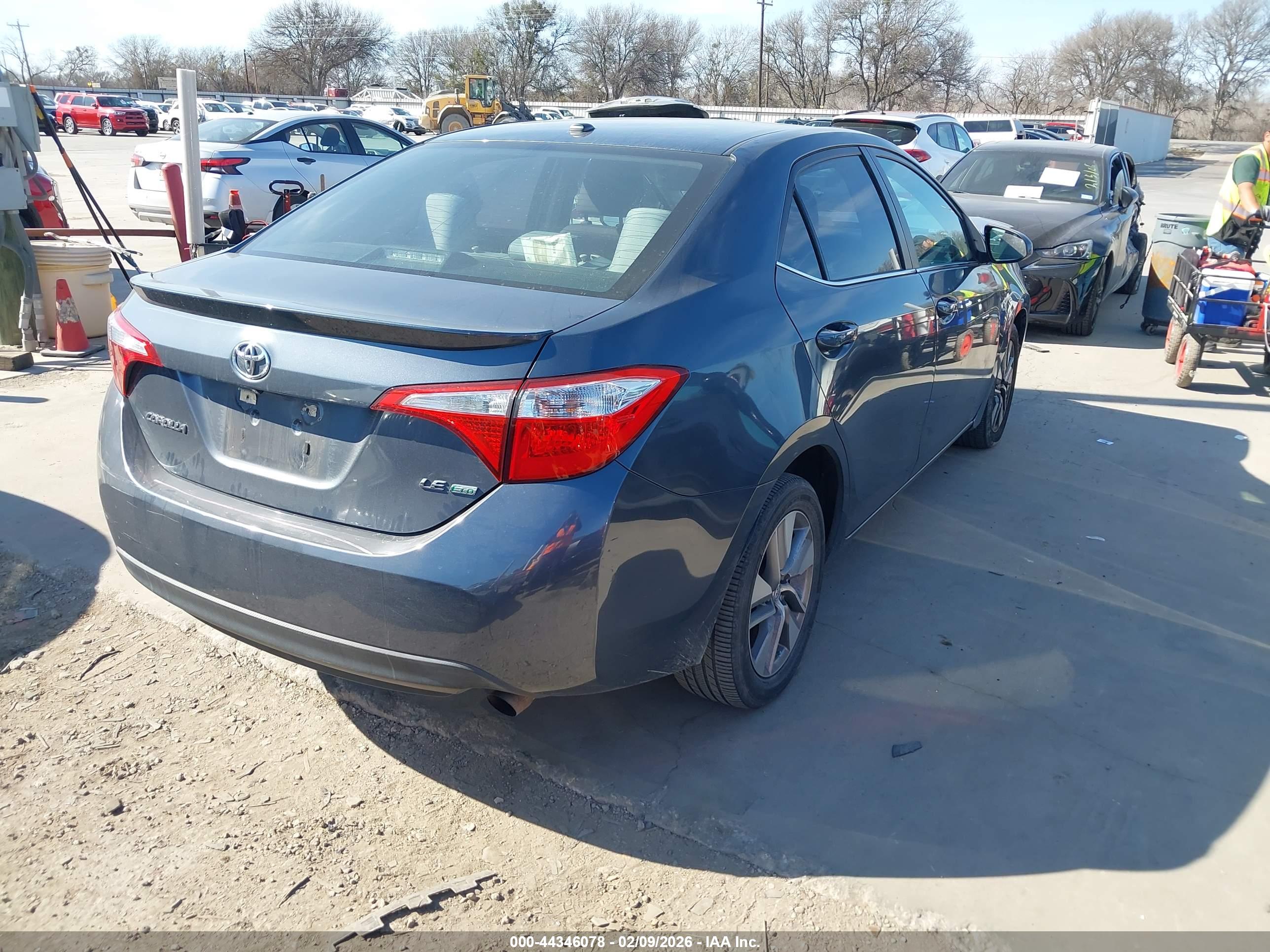 TOYOTA COROLLA image 4