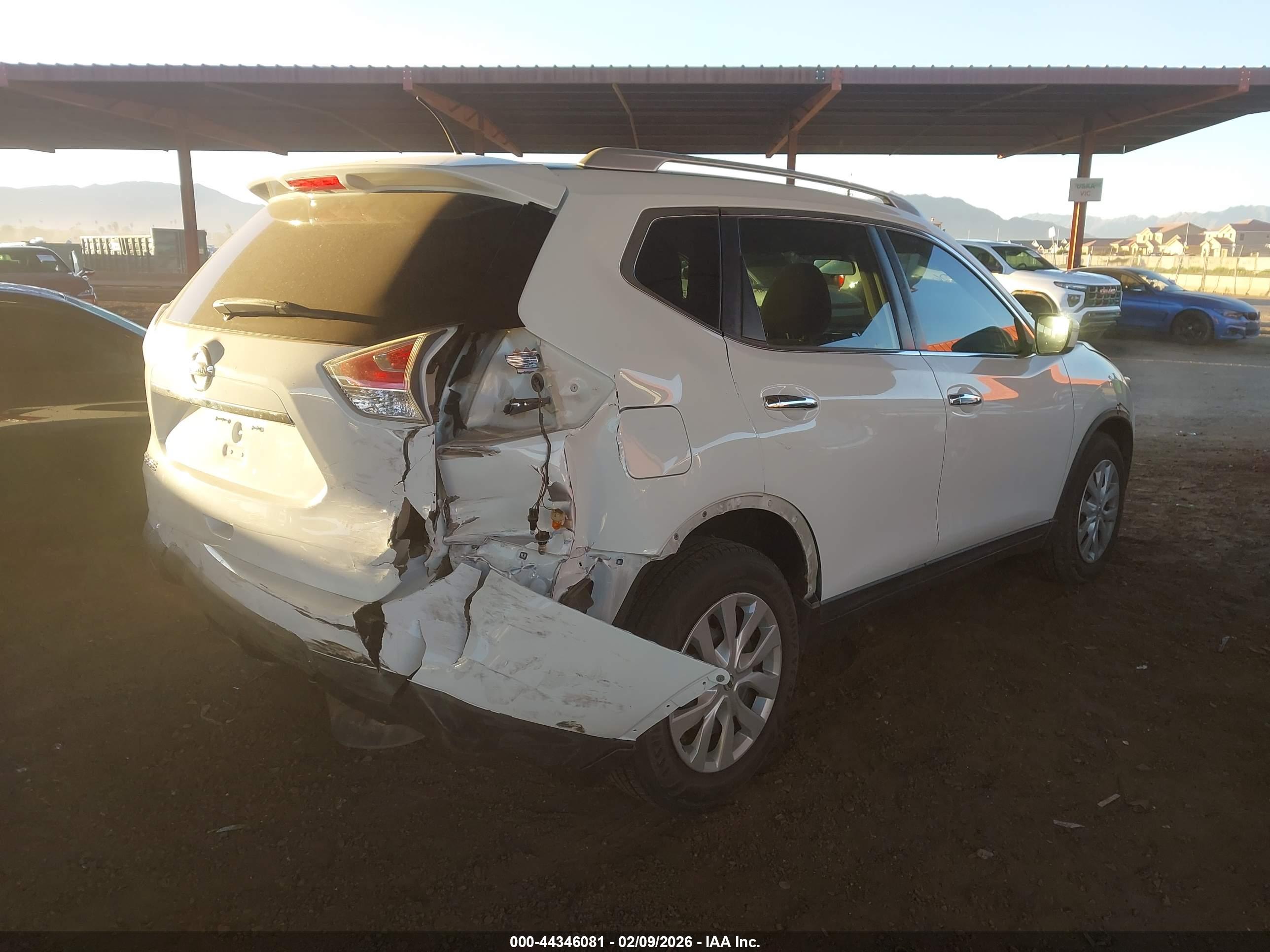 NISSAN ROGUE image 4
