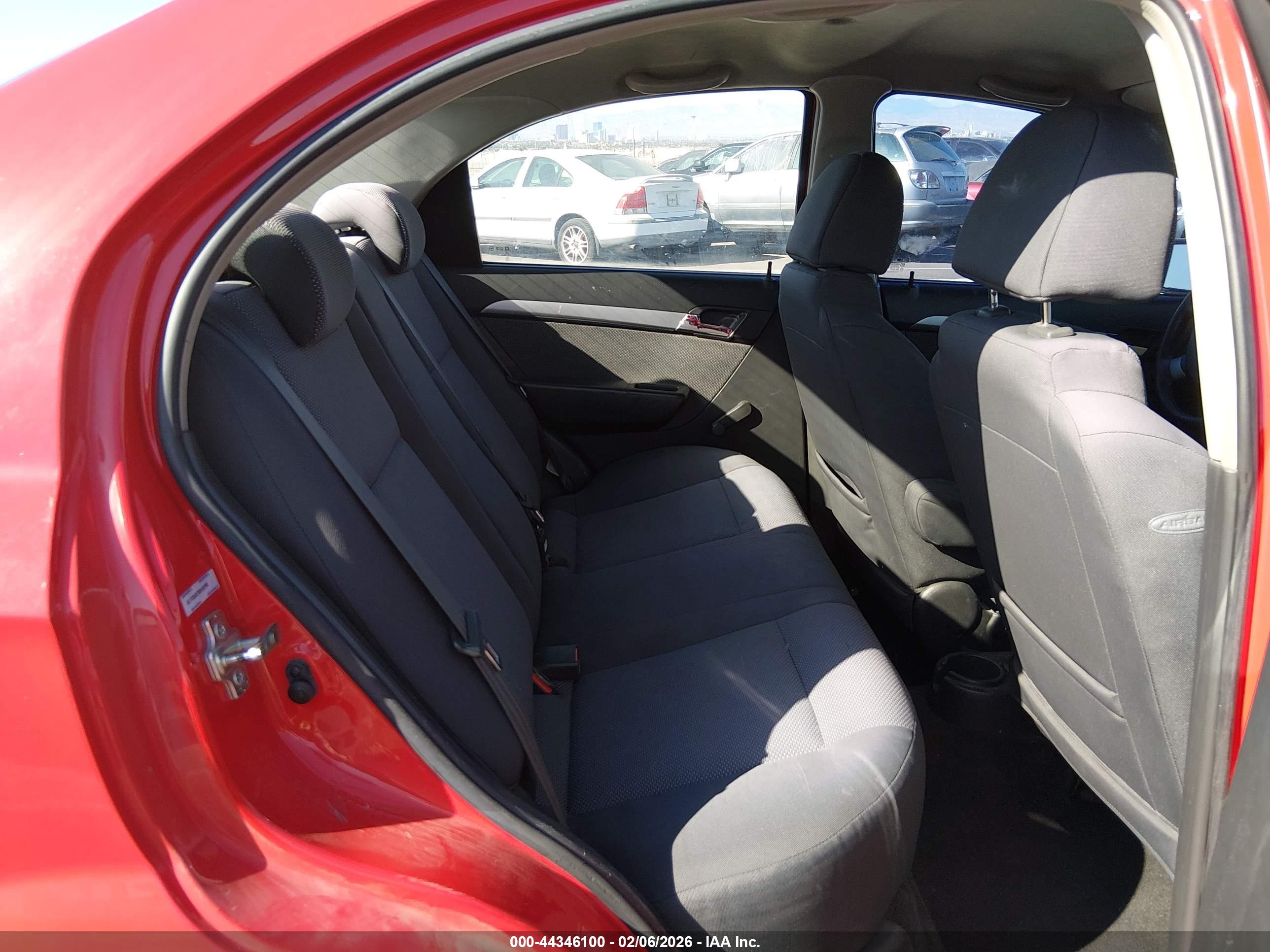 CHEVROLET AVEO image 8