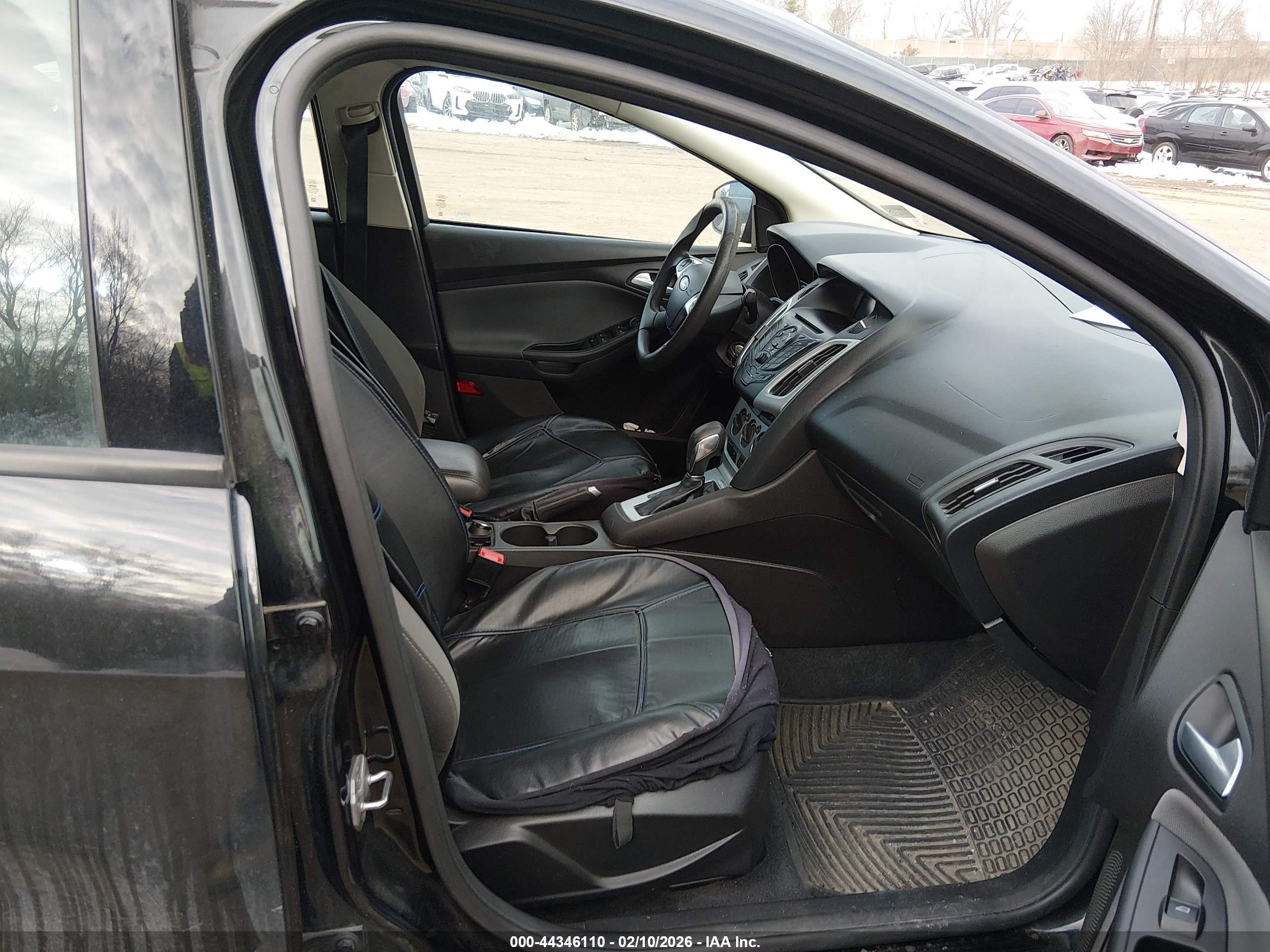 FORD FOCUS image 5