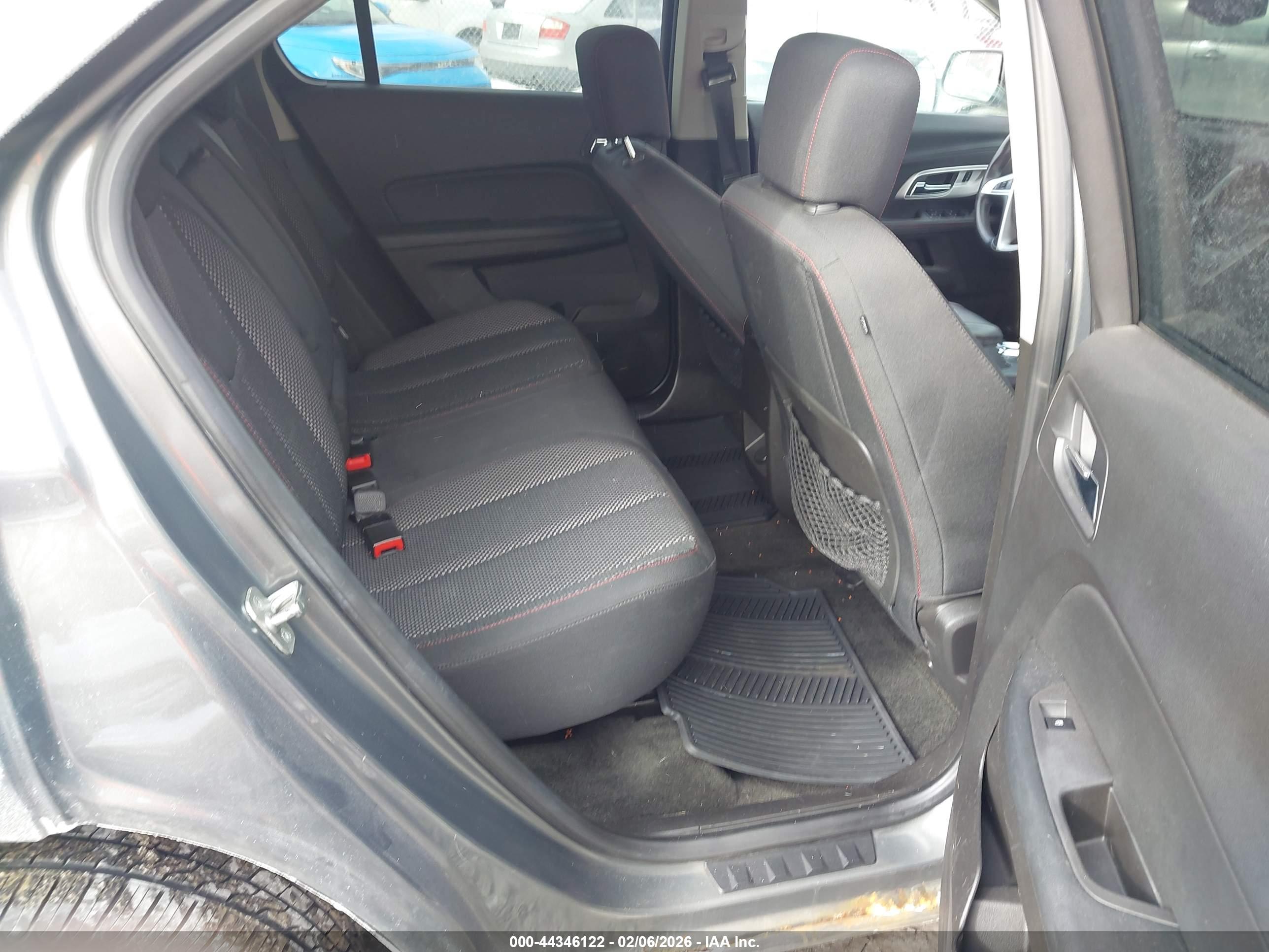 CHEVROLET EQUINOX image 8
