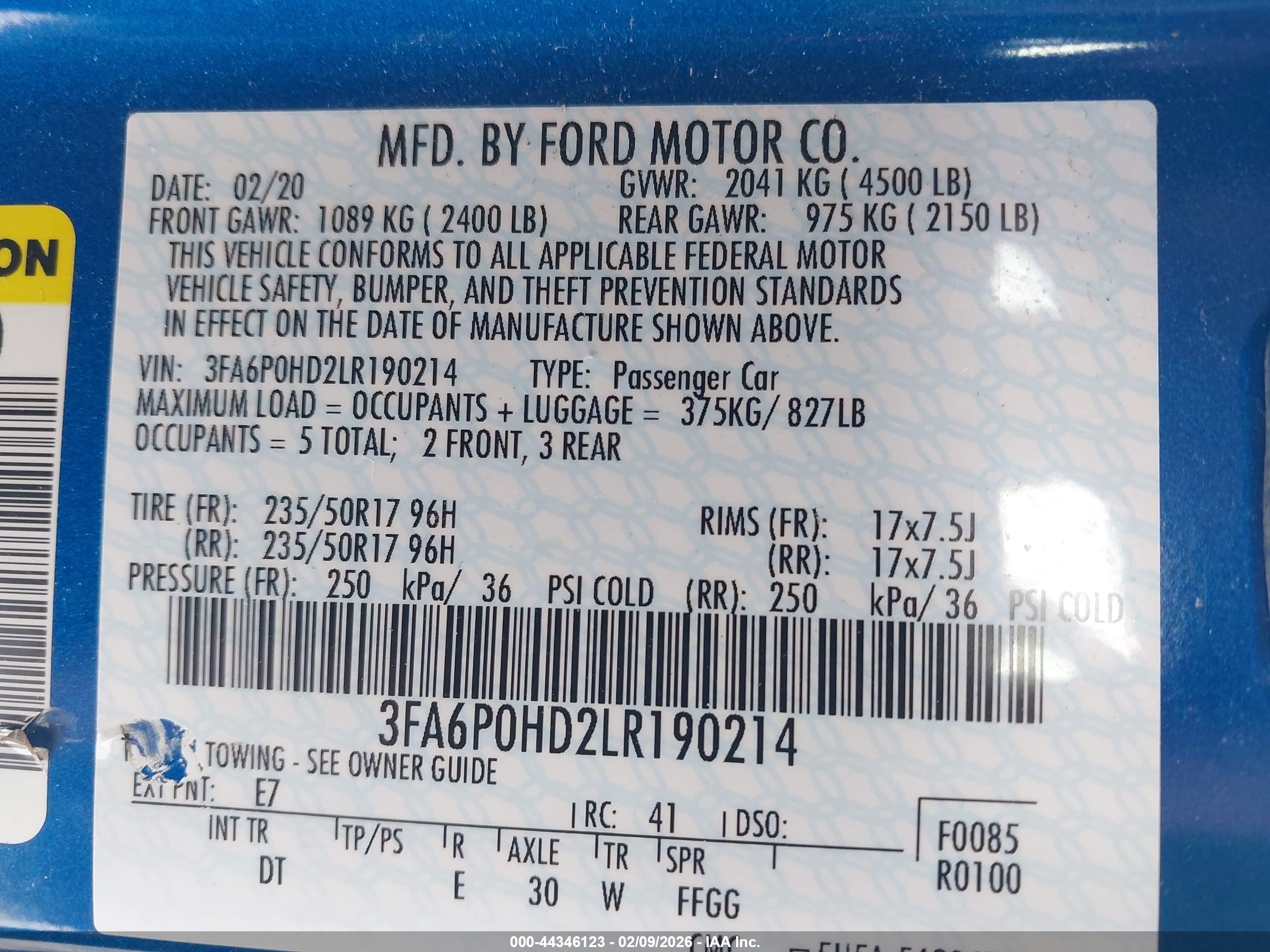 FORD FUSION image 9