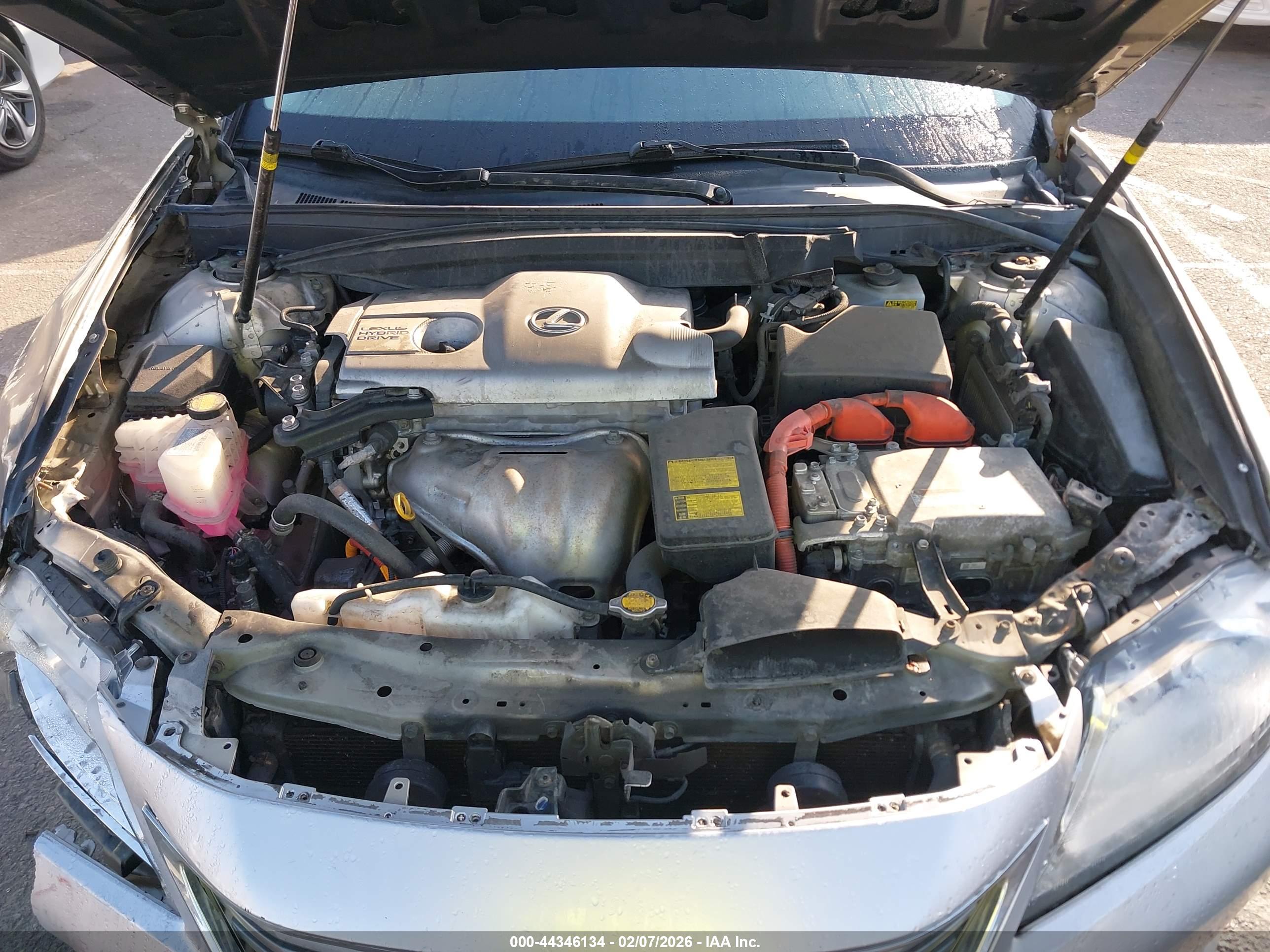 LEXUS ES image 10