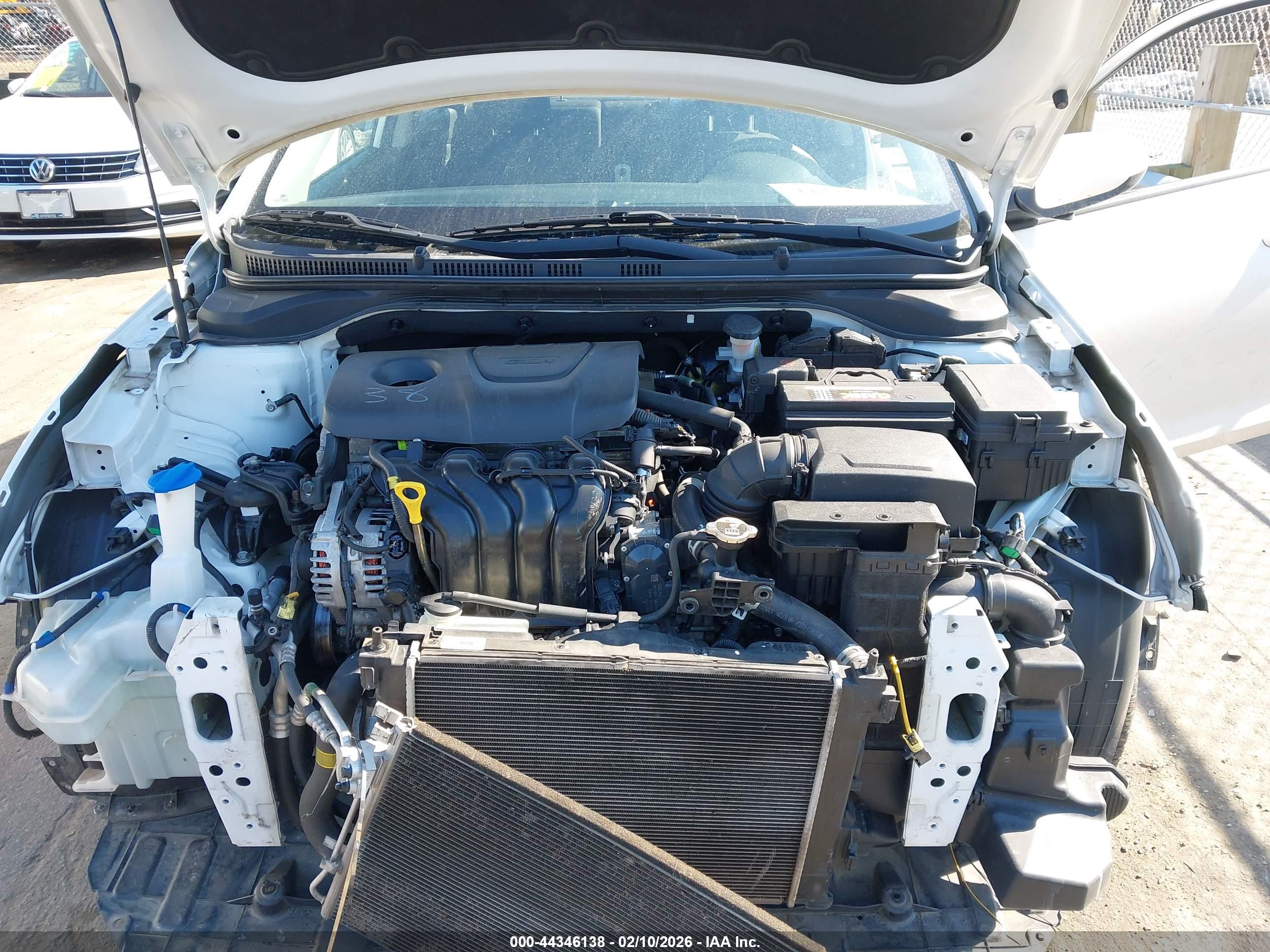 HYUNDAI ACCENT image 10