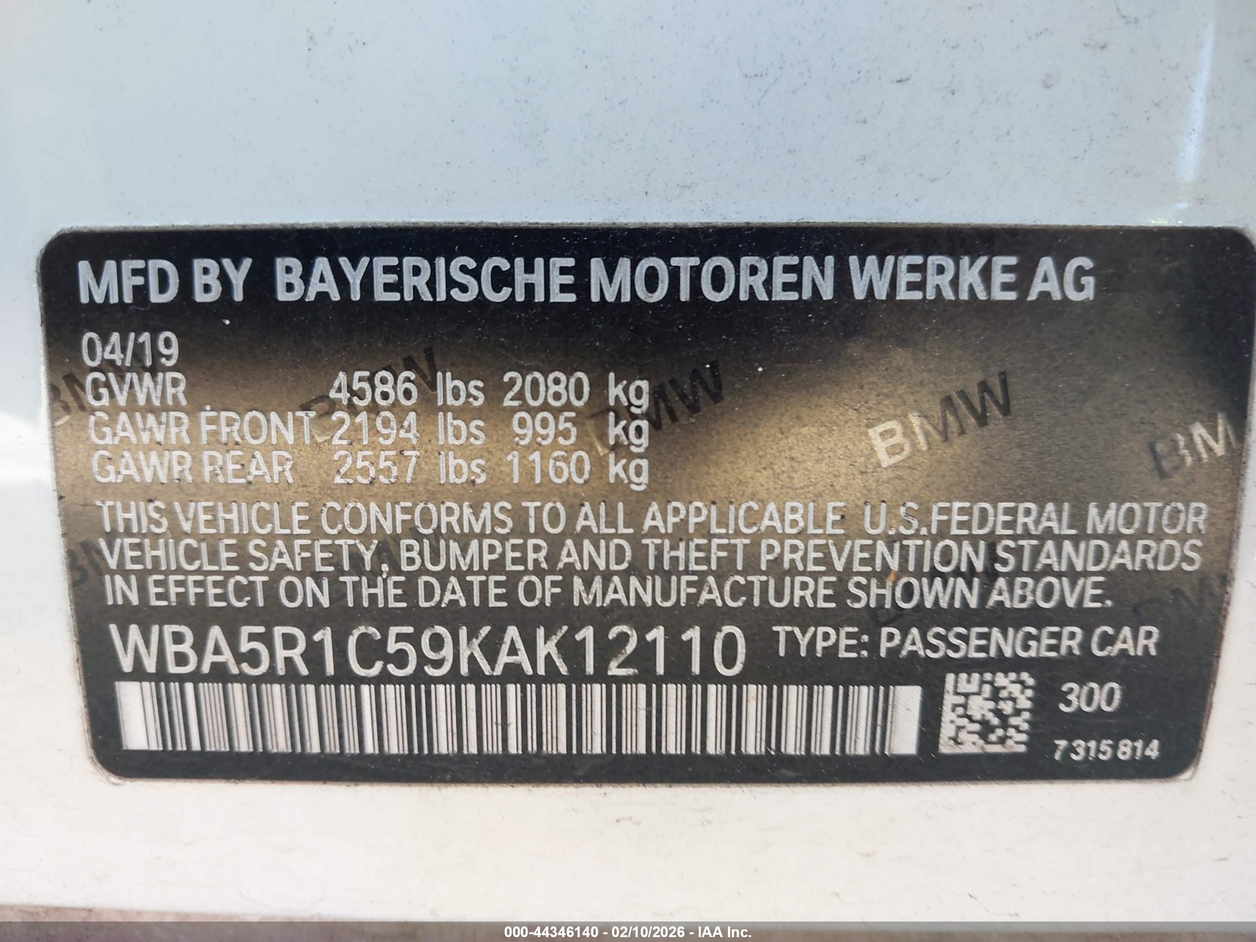 BMW 330I image 9