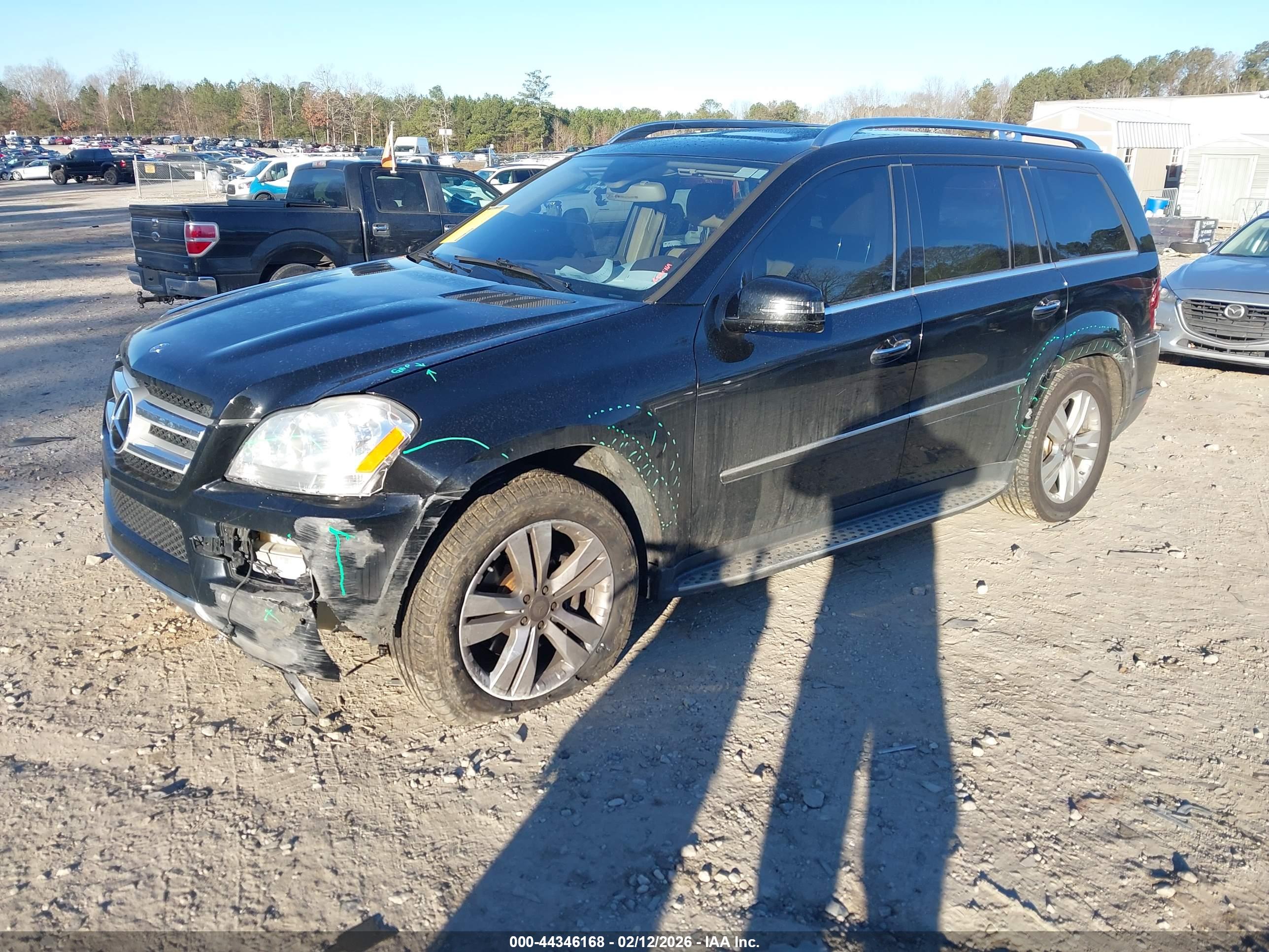 MERCEDES-BENZ GL image 2
