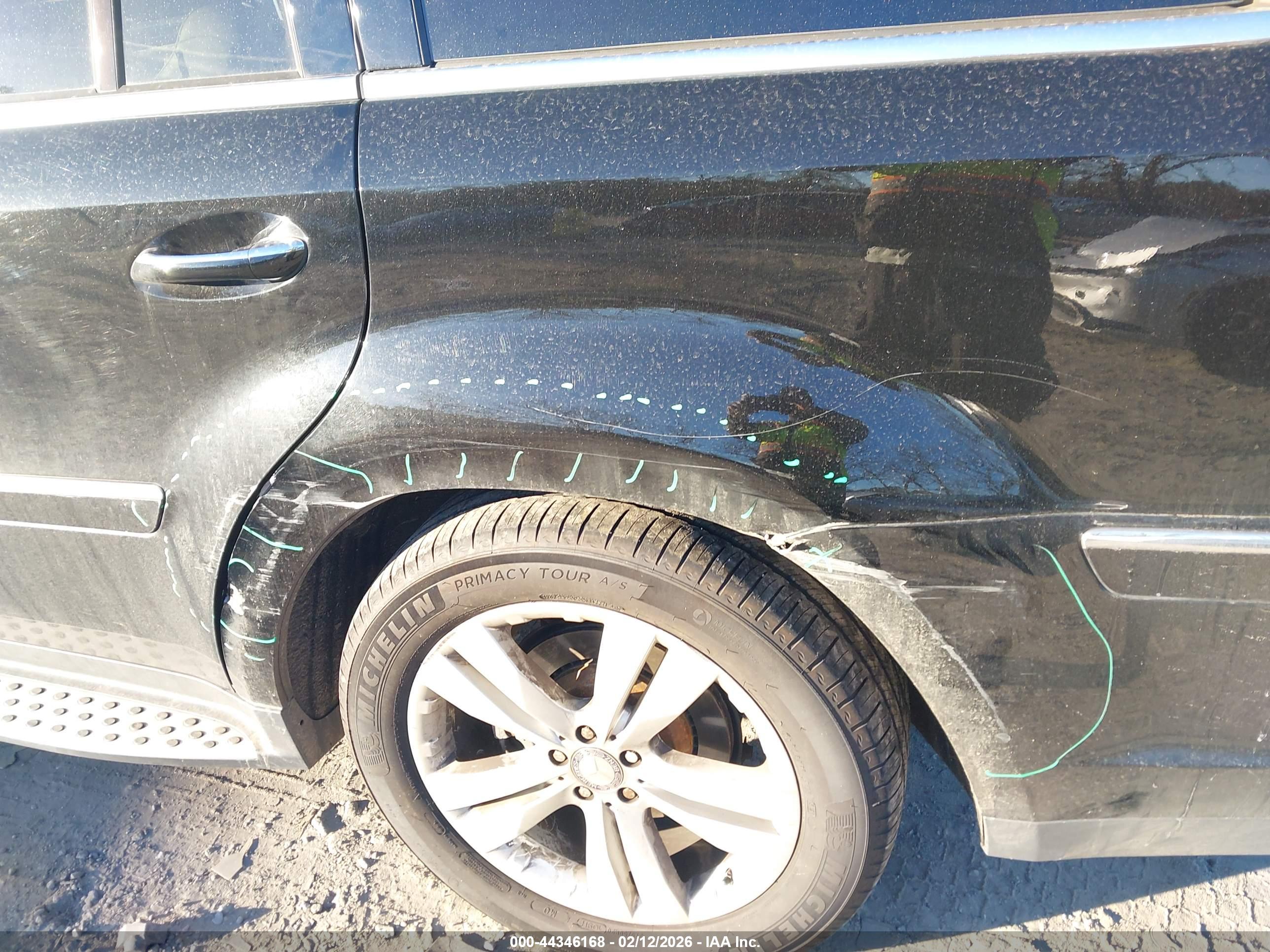 MERCEDES-BENZ GL image 6