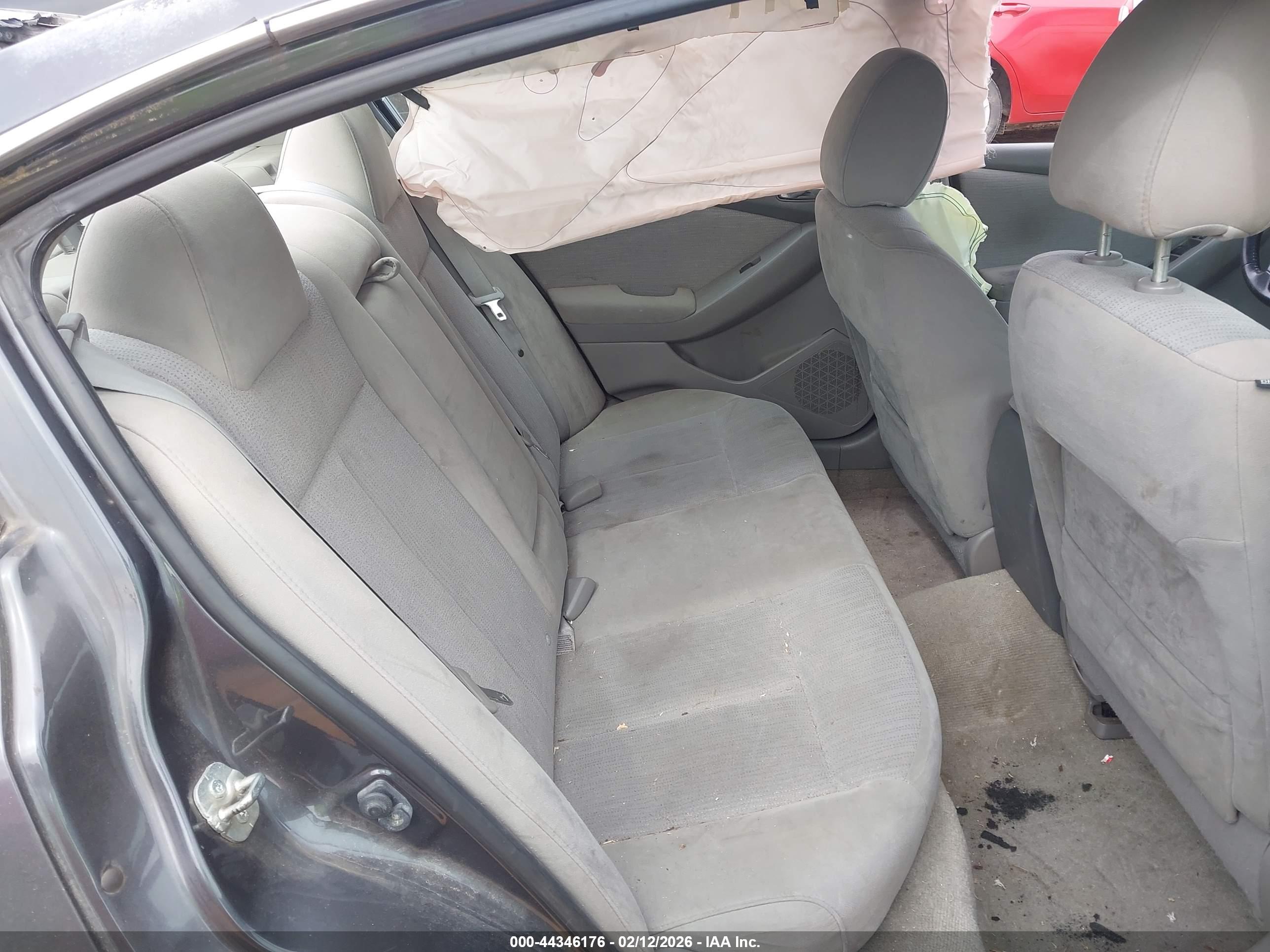 NISSAN ALTIMA image 8