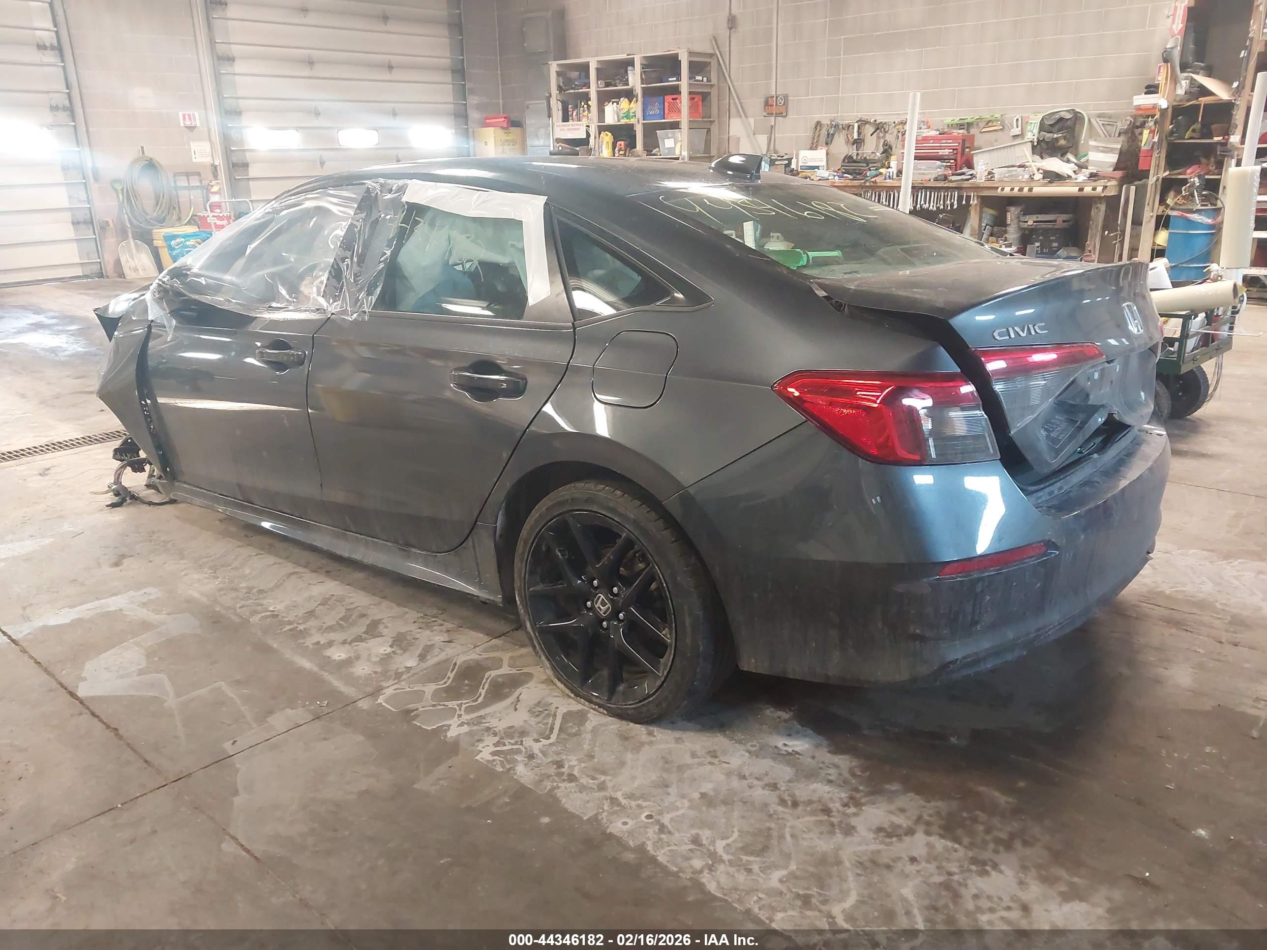 HONDA CIVIC image 3