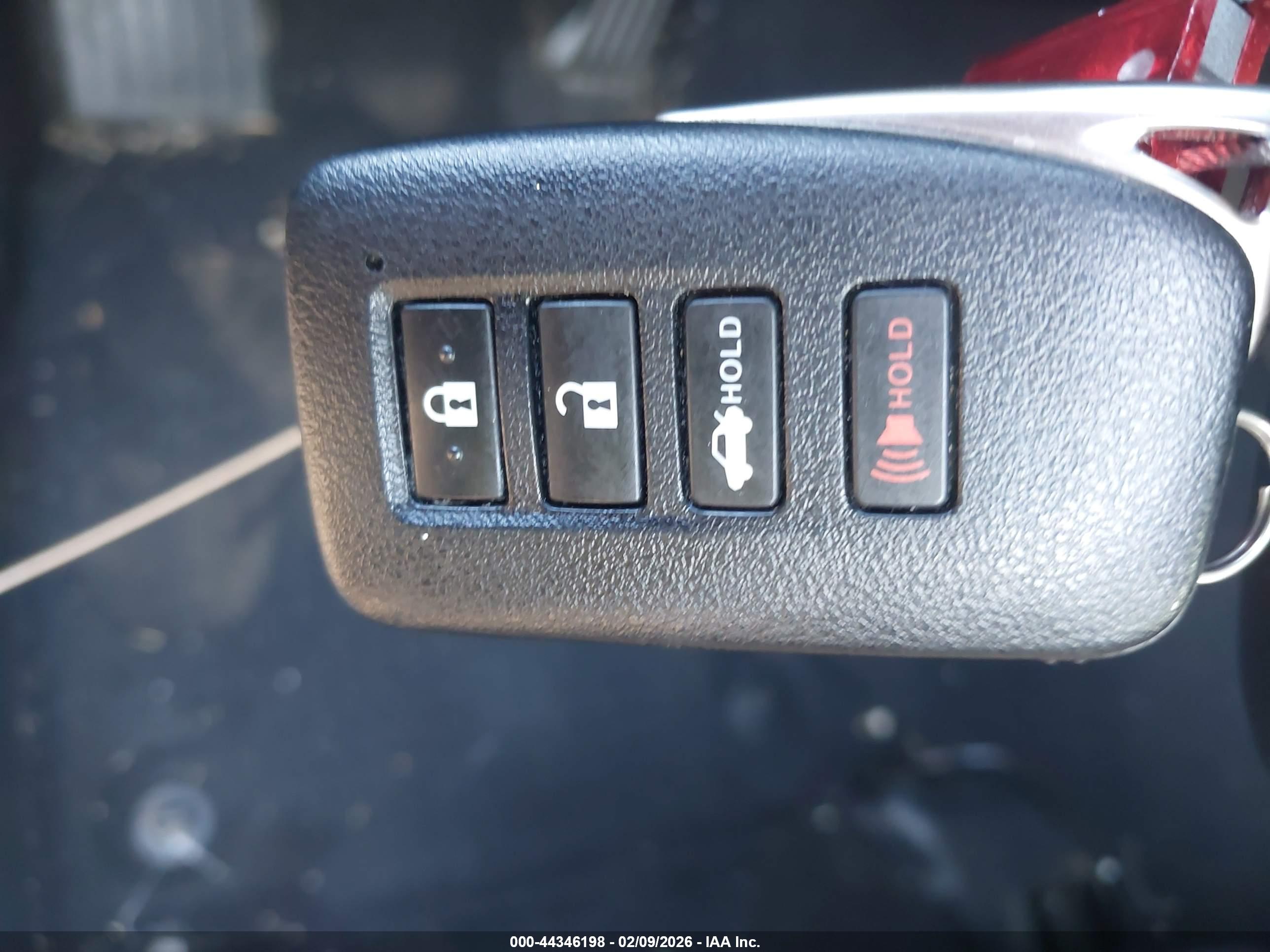 LEXUS IS image 11