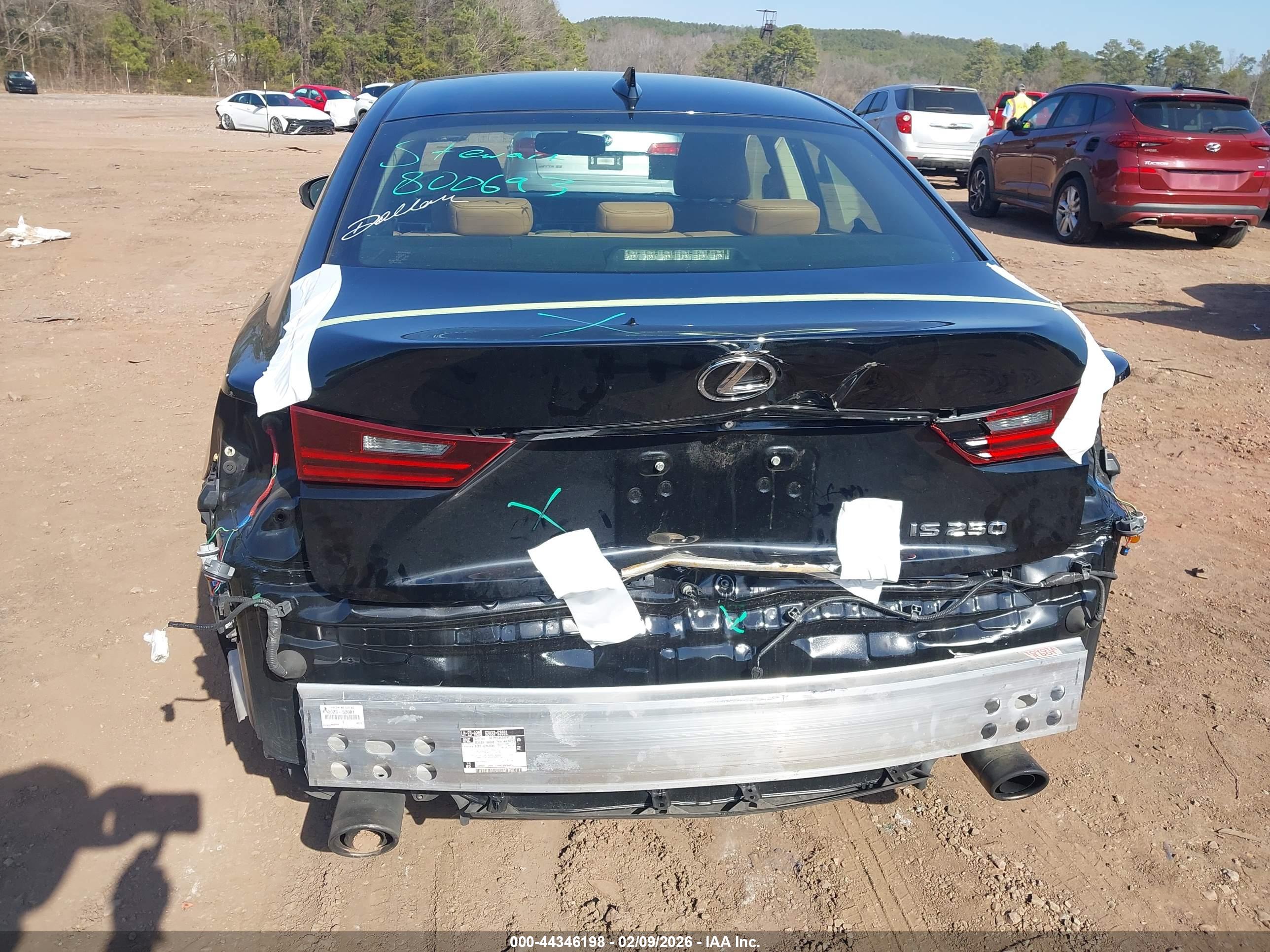 LEXUS IS image 6