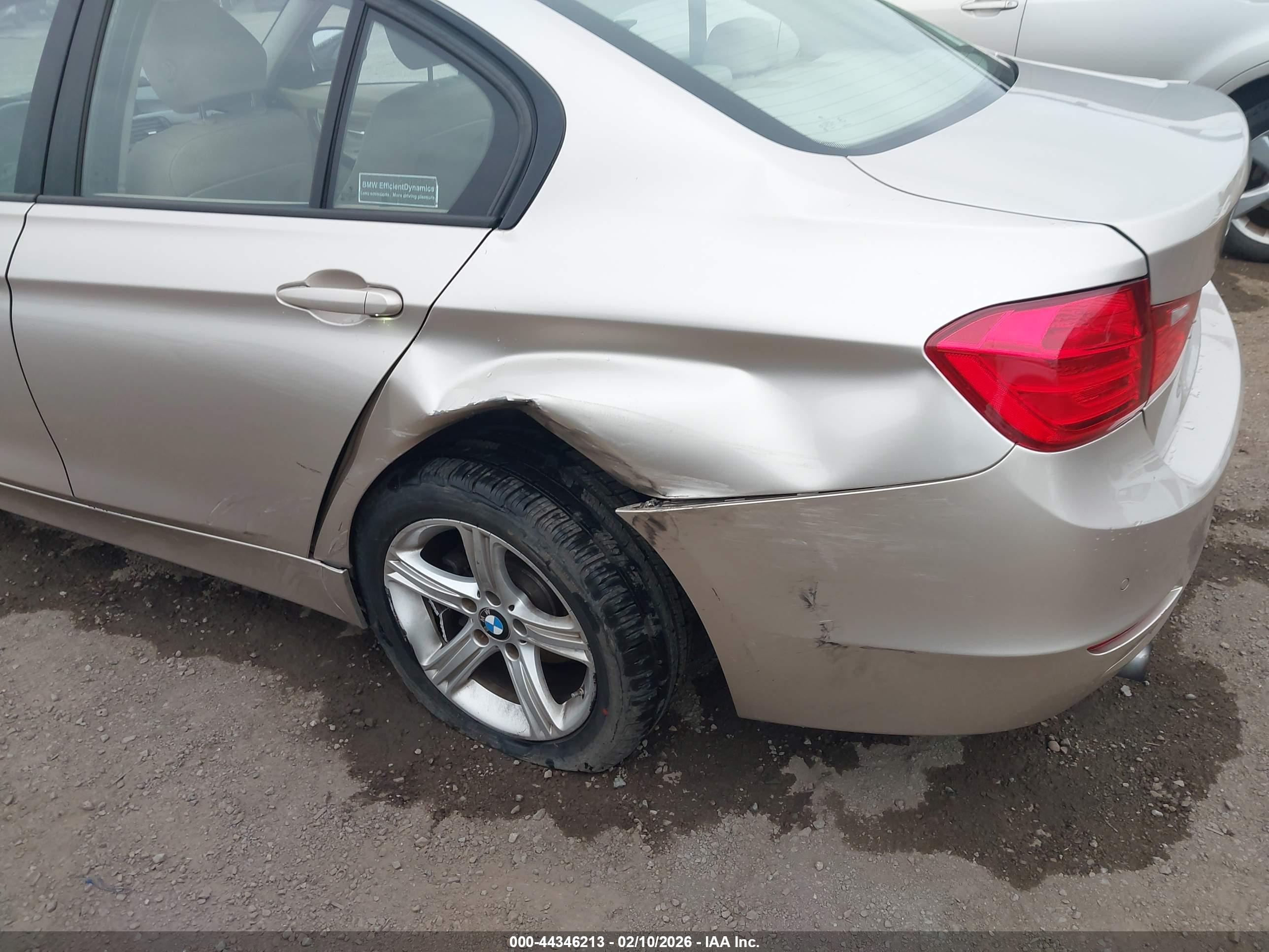 BMW 320I image 6