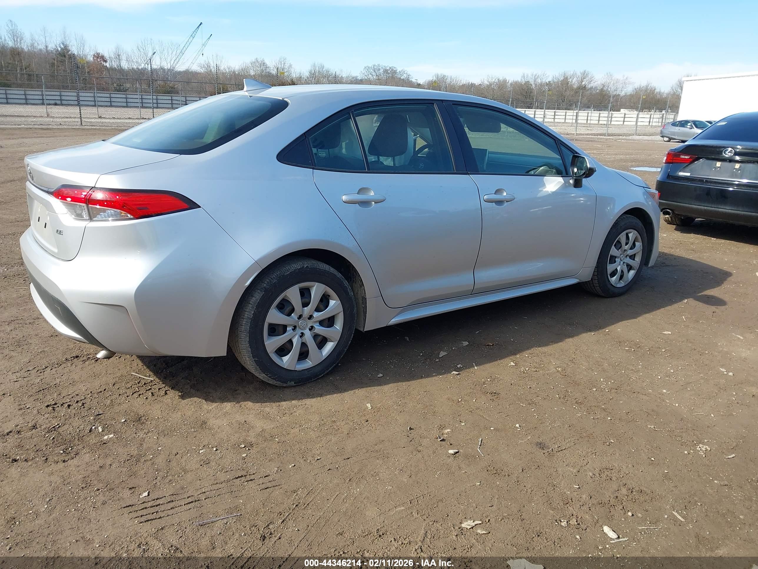 TOYOTA COROLLA image 4