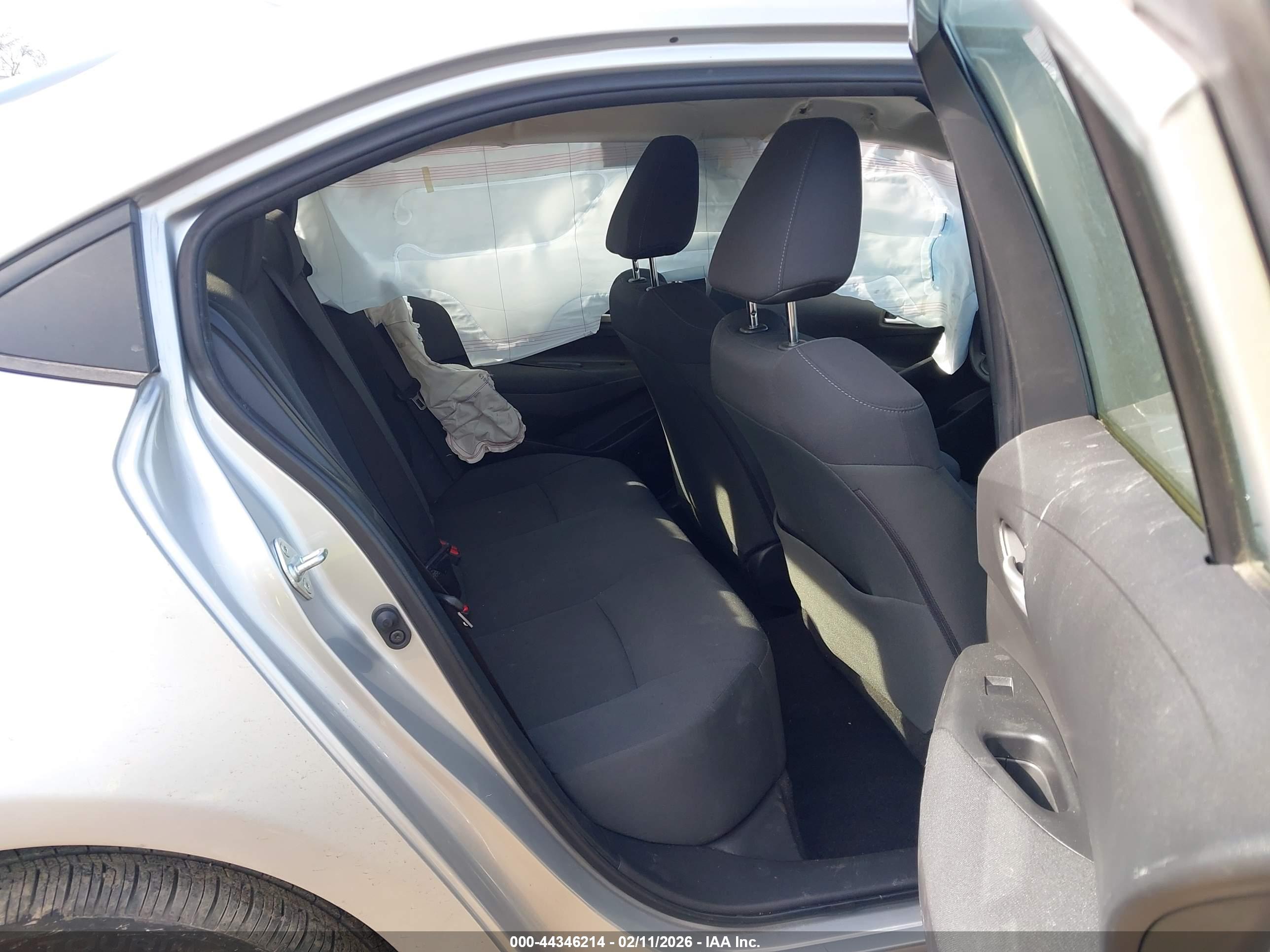 TOYOTA COROLLA image 8