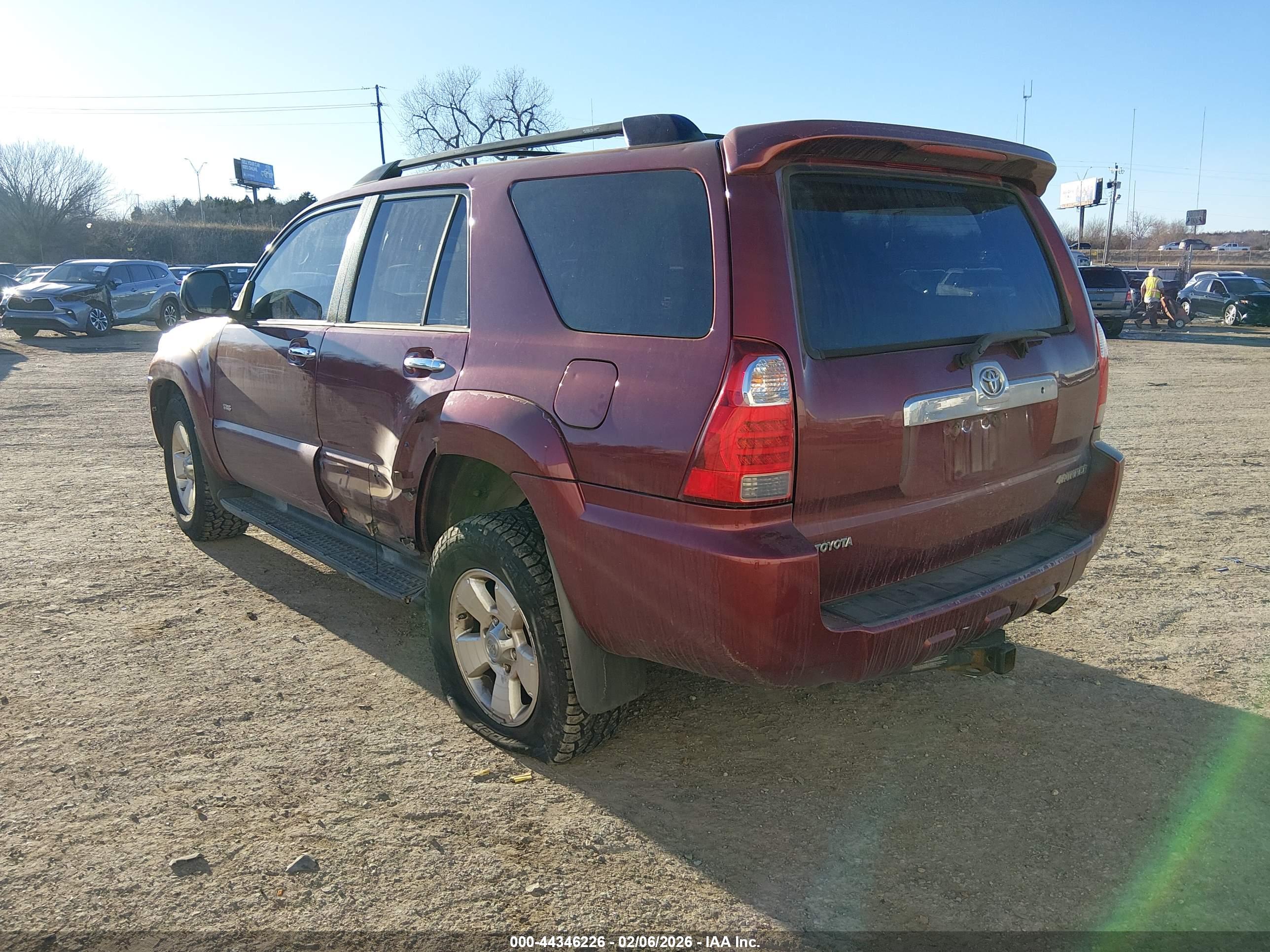 TOYOTA 4RUNNER image 3
