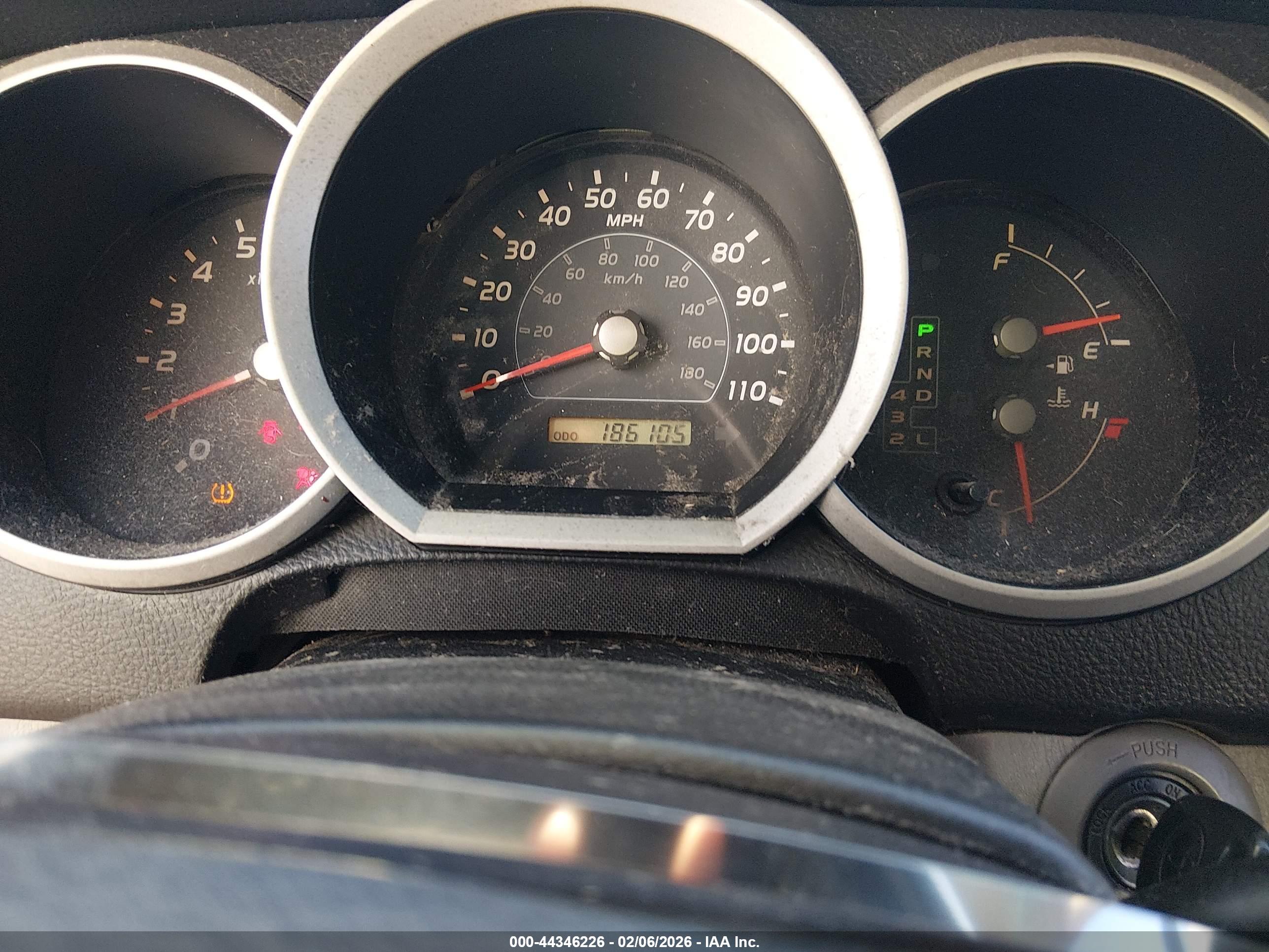 TOYOTA 4RUNNER image 7