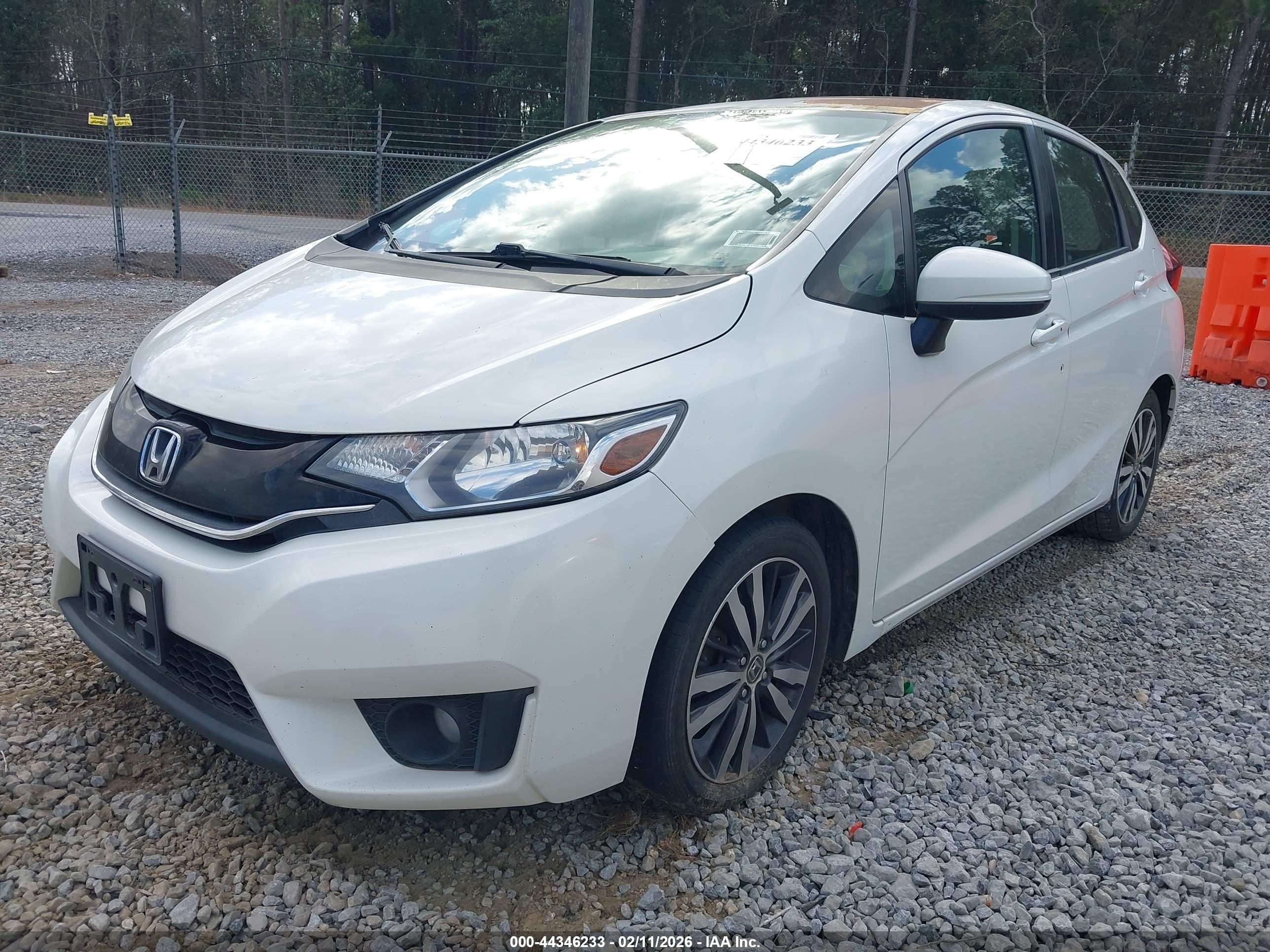 HONDA FIT image 6