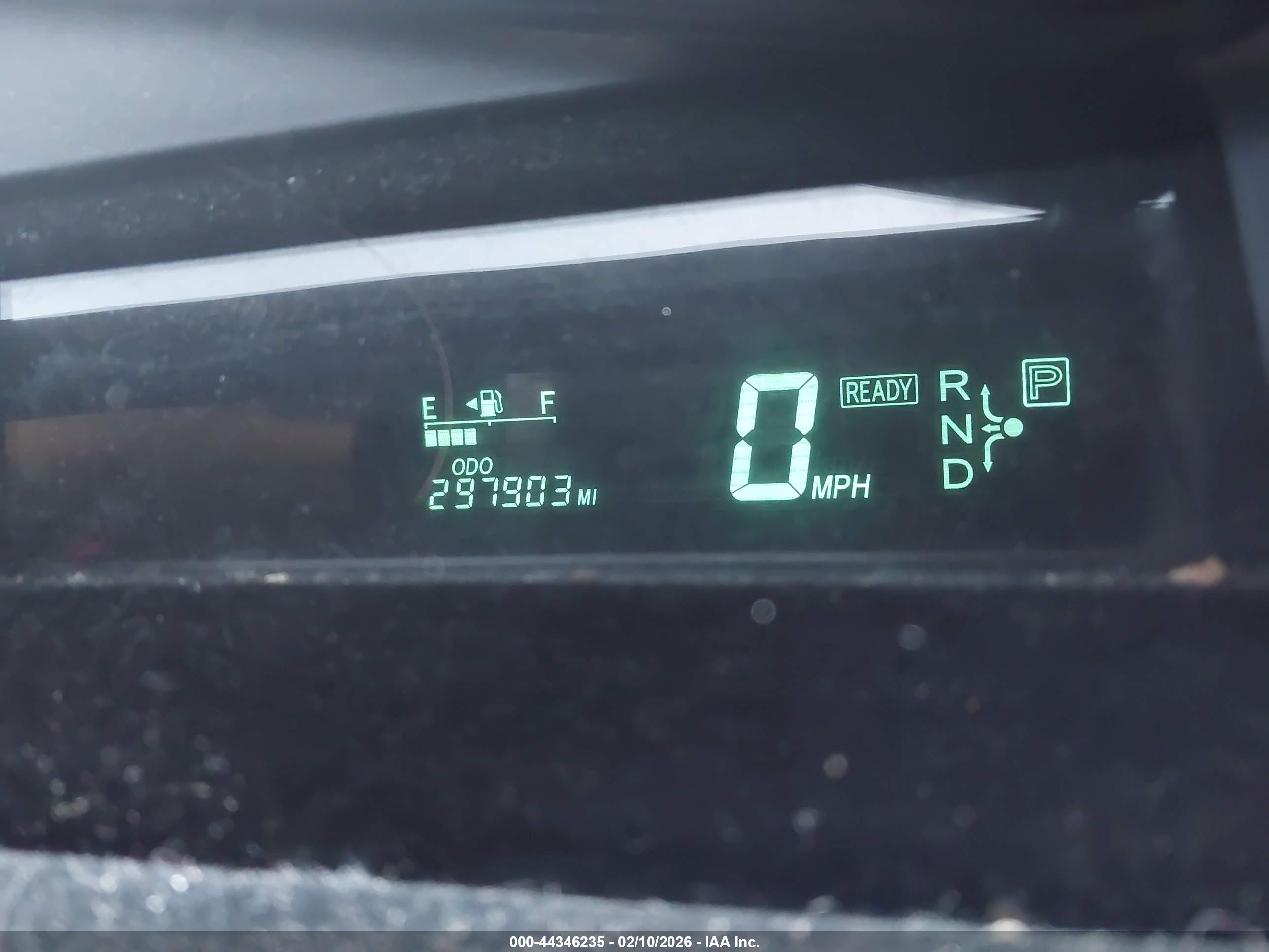 TOYOTA PRIUS image 7