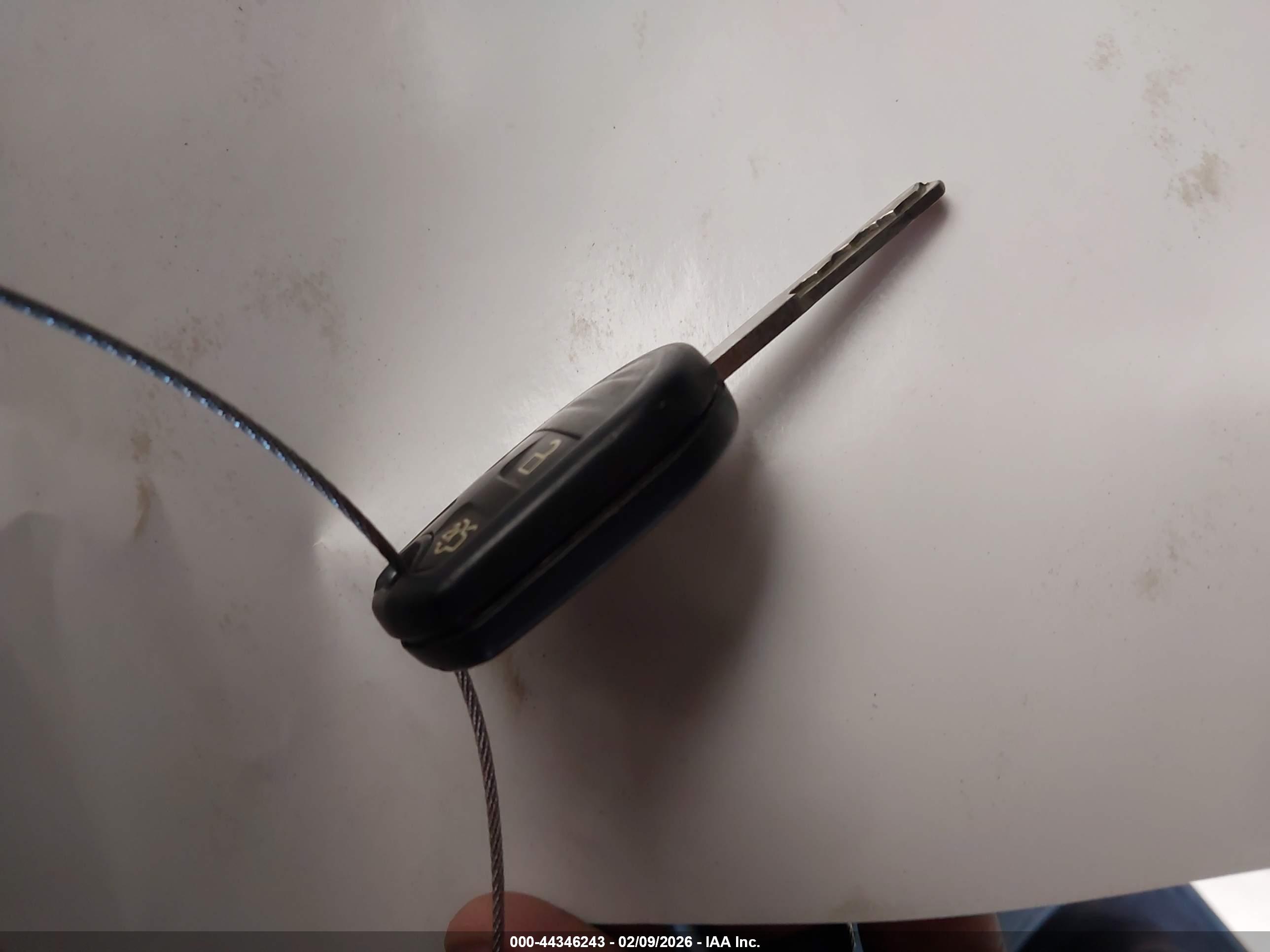 FORD FIESTA image 11