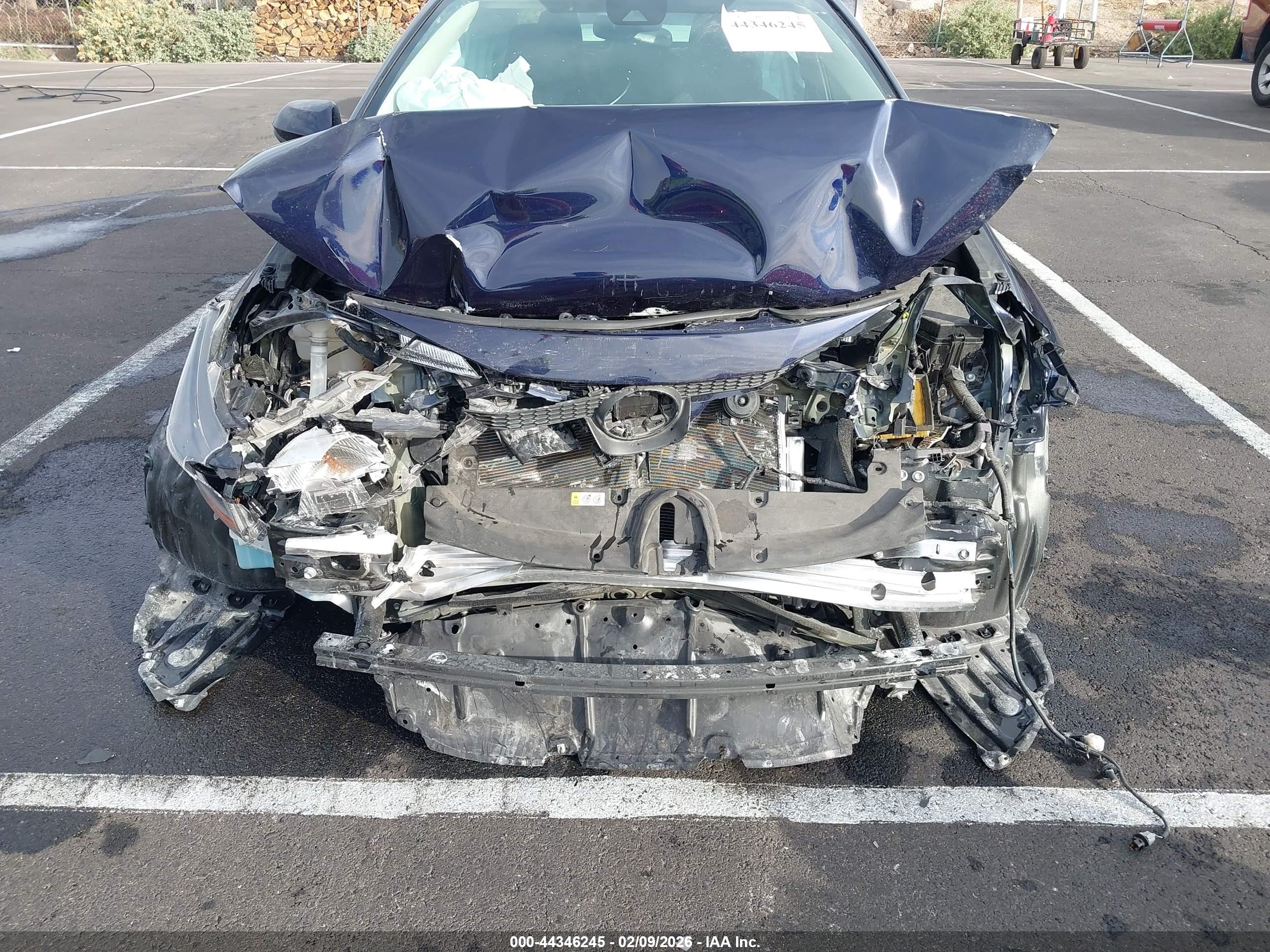 TOYOTA COROLLA image 6