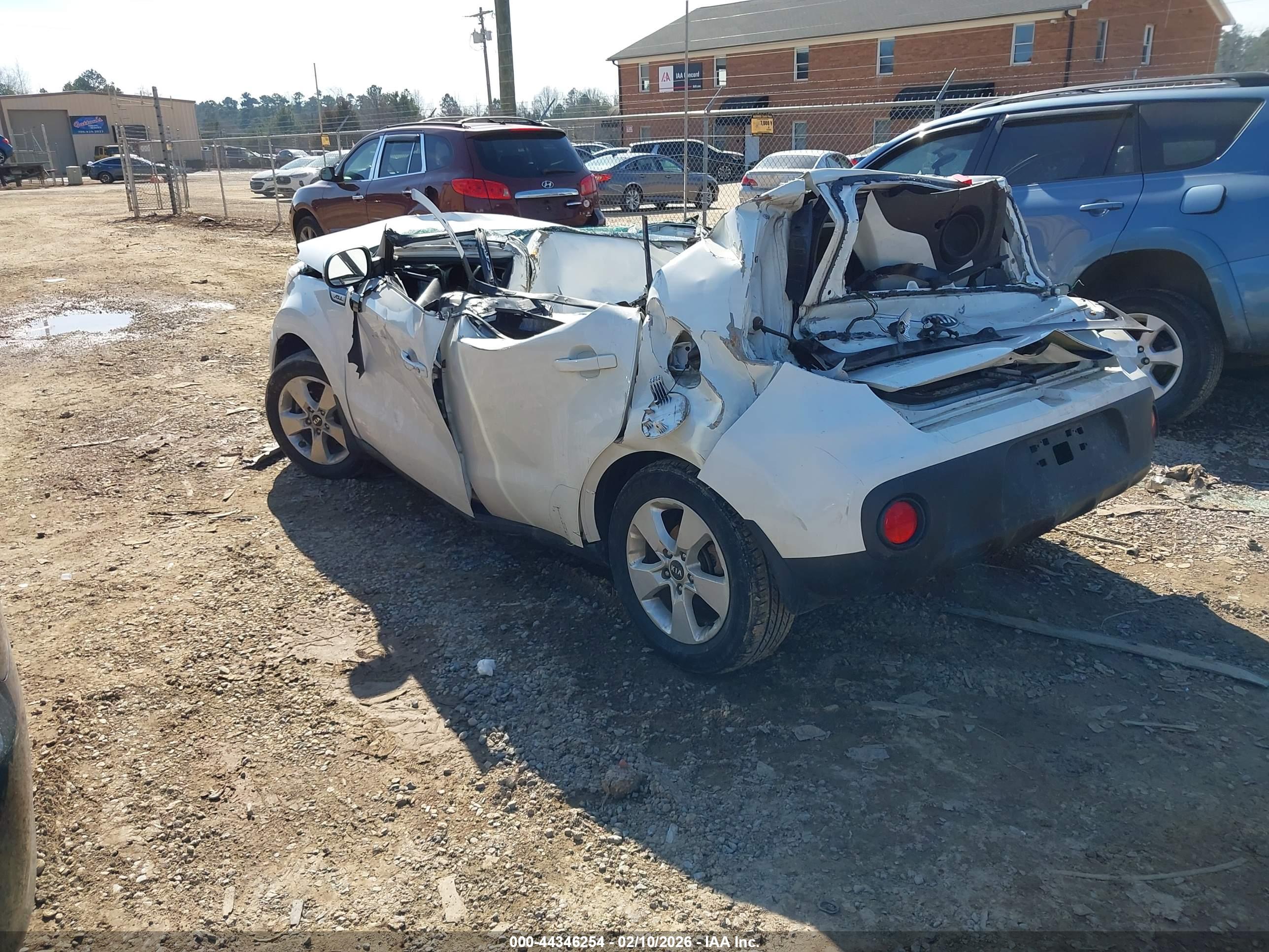 KIA SOUL image 3