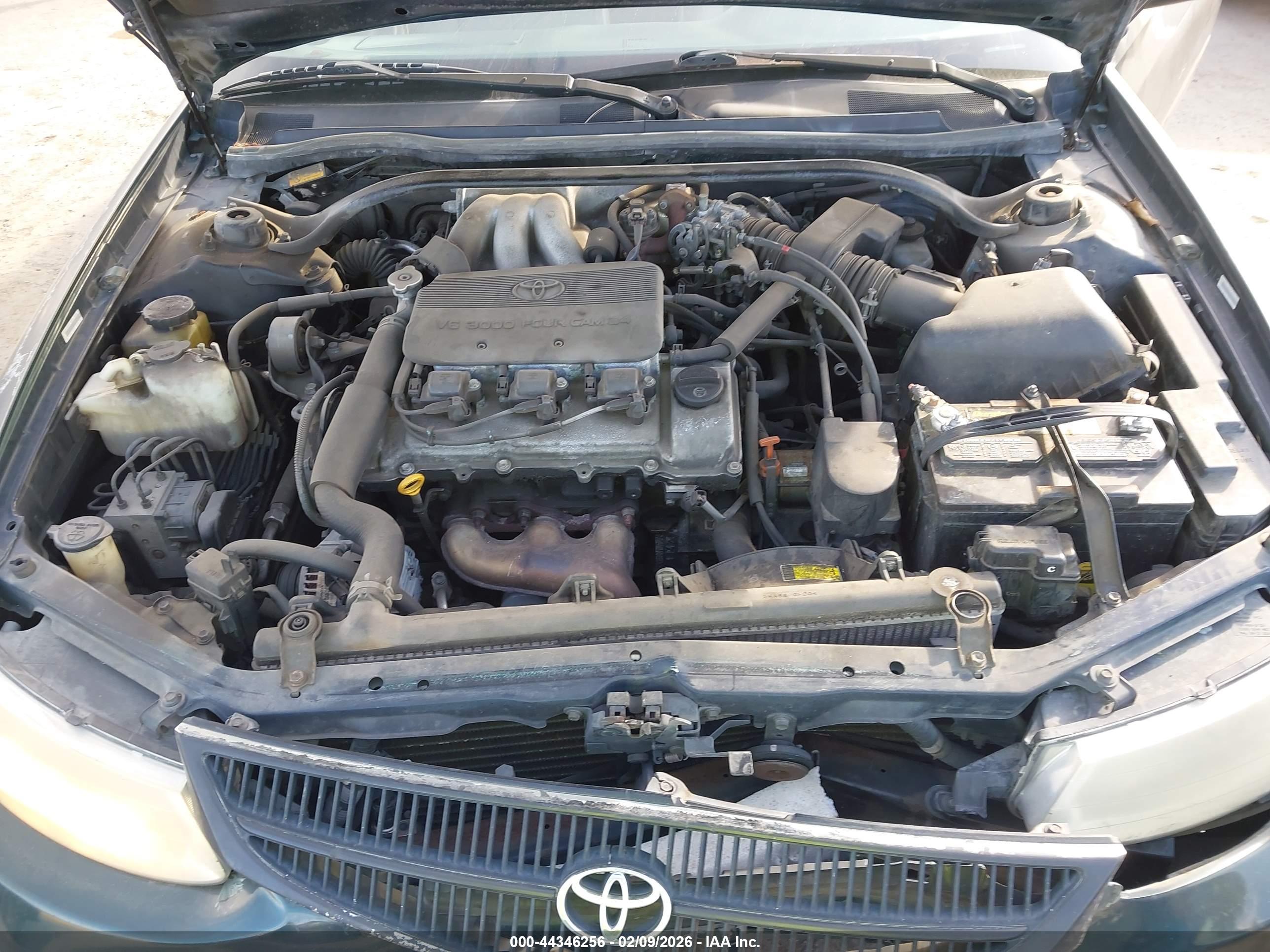 TOYOTA CAMRY image 10