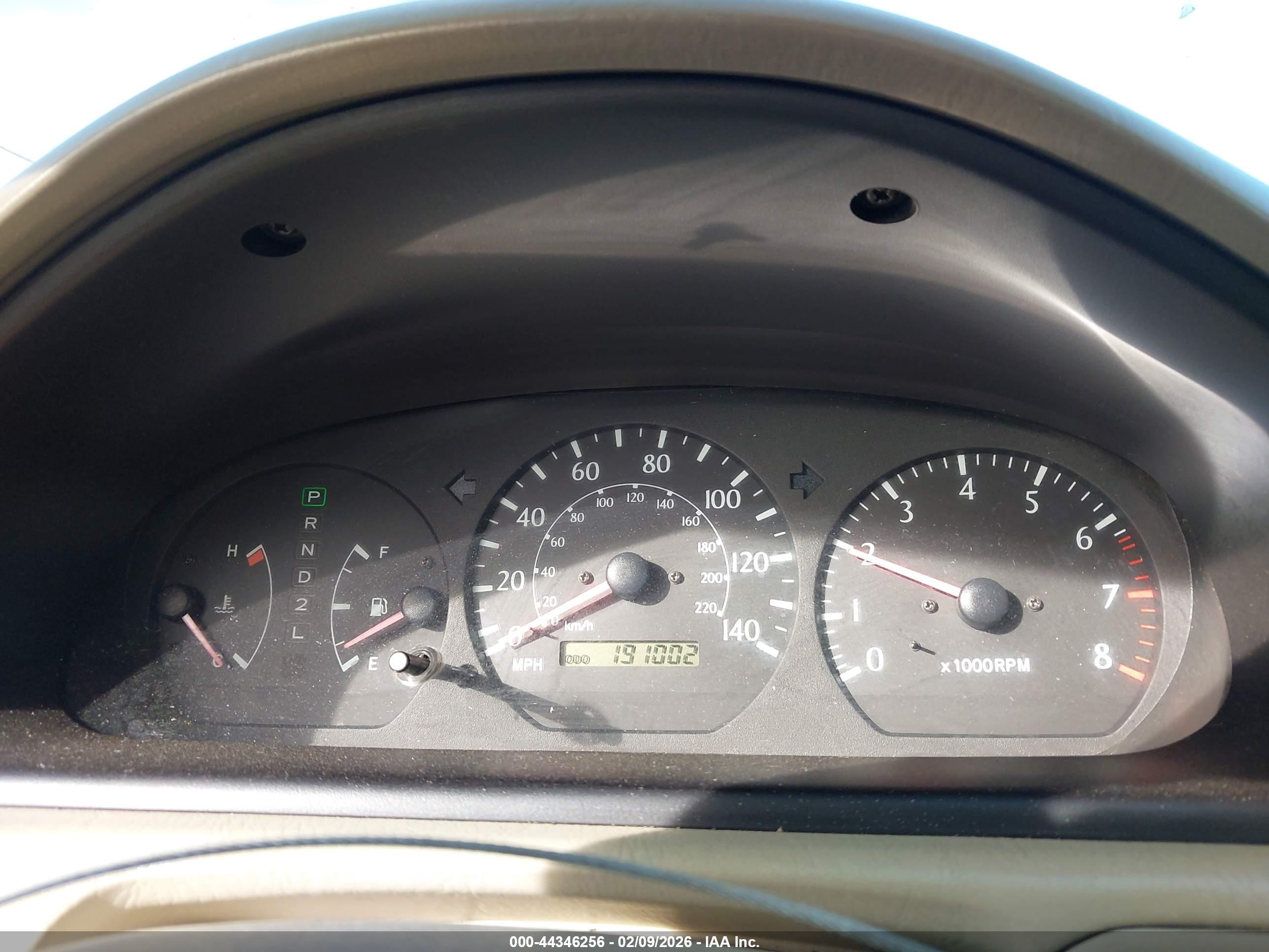 TOYOTA CAMRY image 7