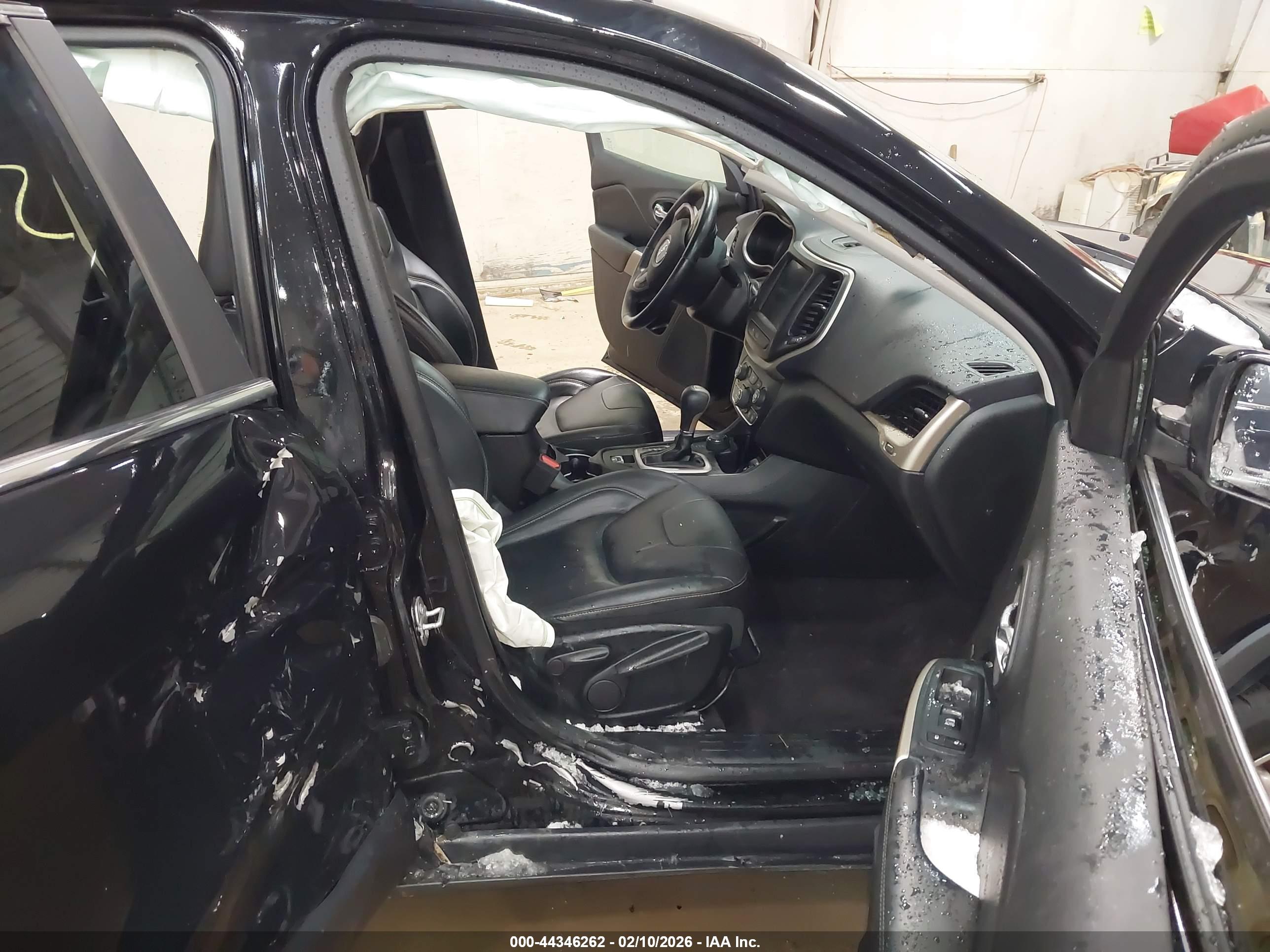 JEEP CHEROKEE image 5