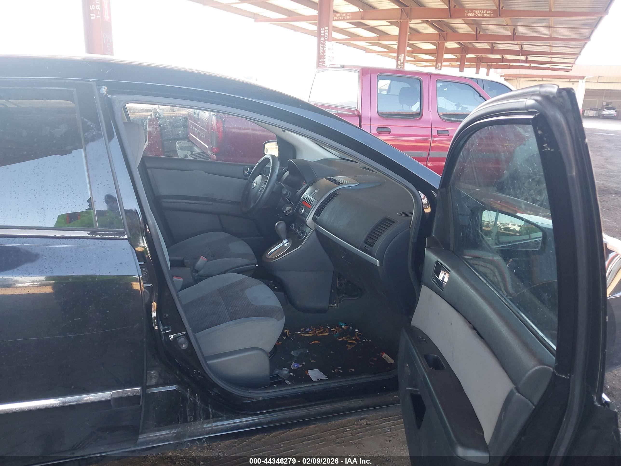 NISSAN SENTRA image 5
