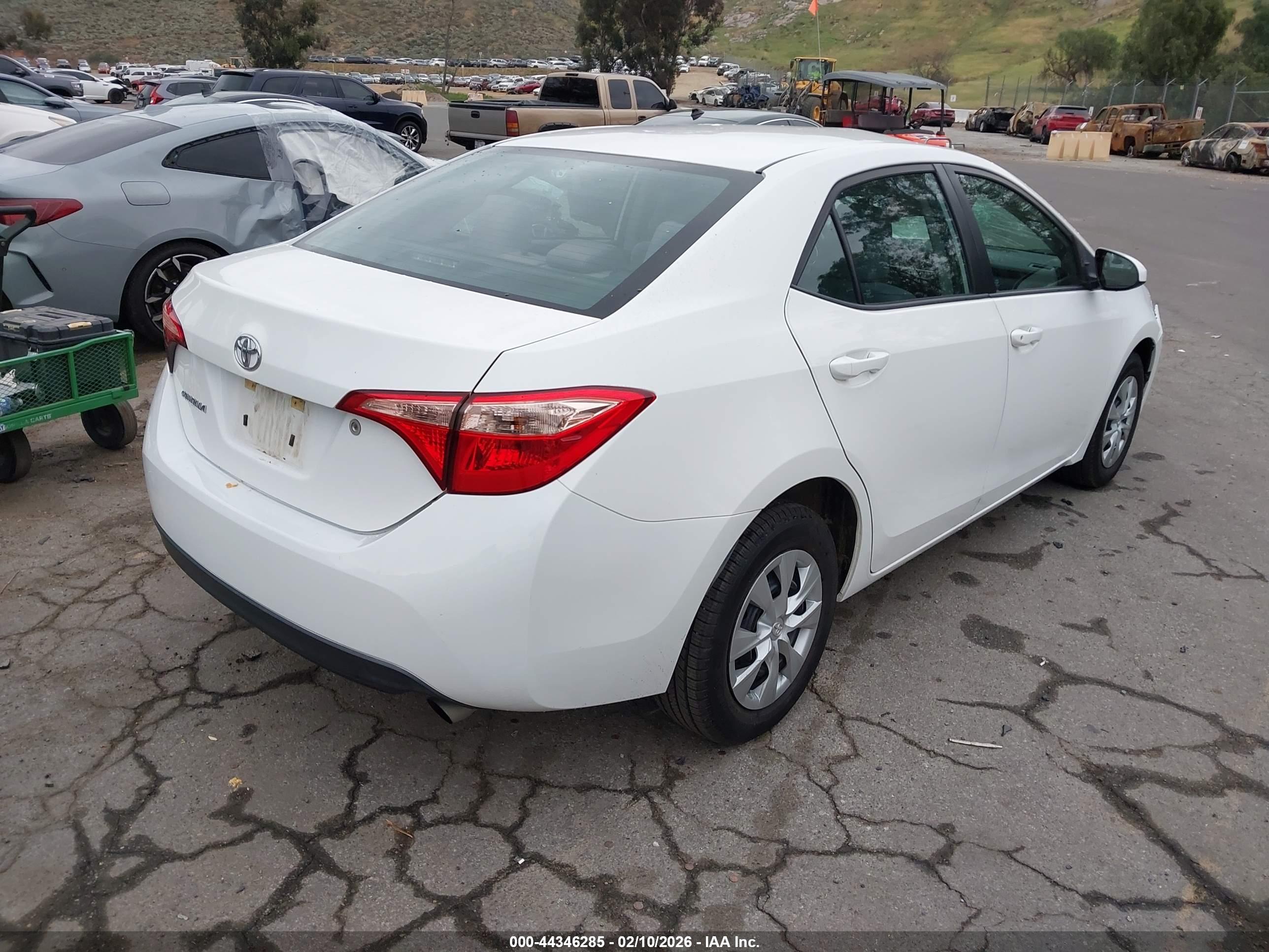 TOYOTA COROLLA image 4