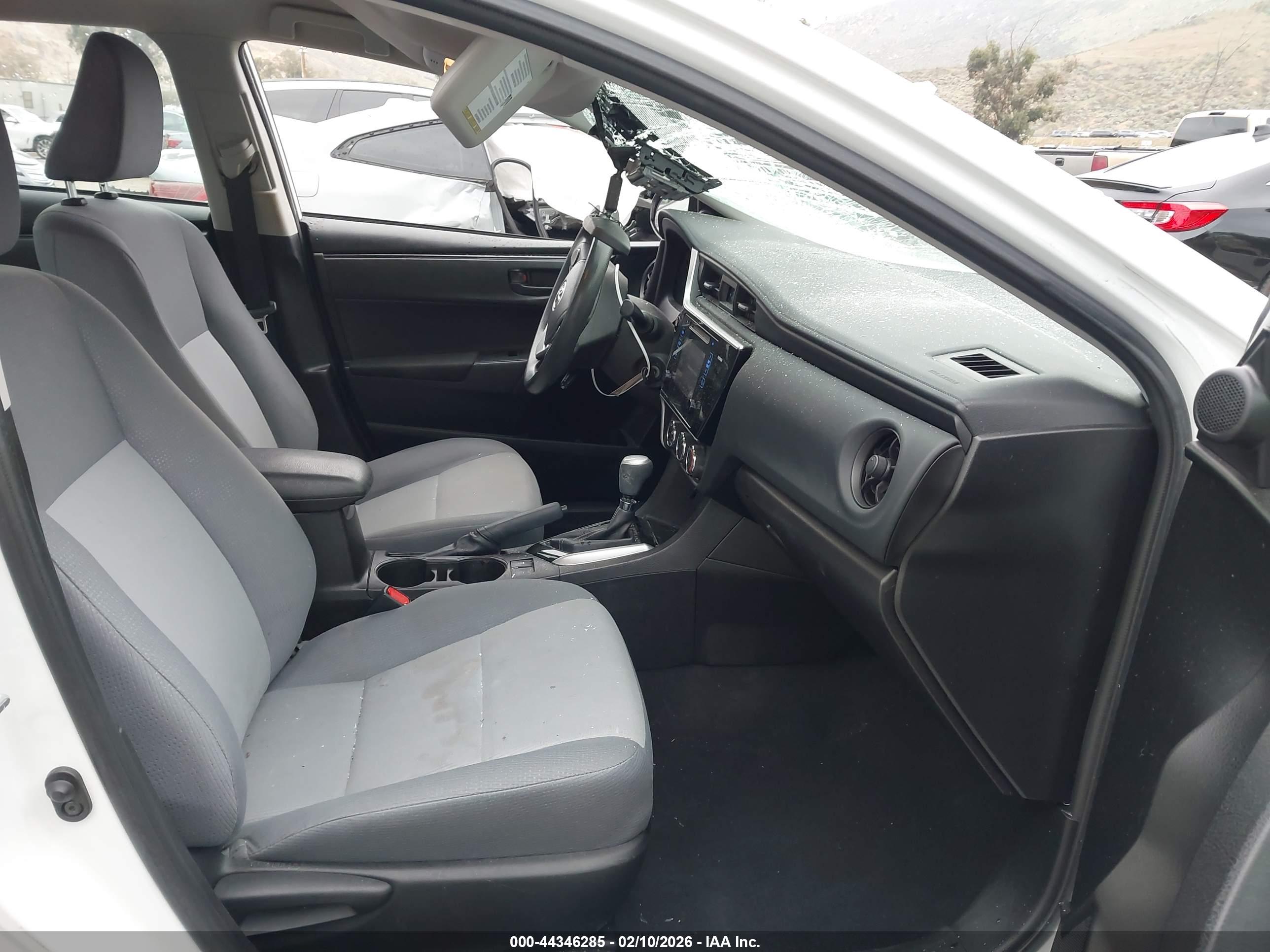 TOYOTA COROLLA image 5