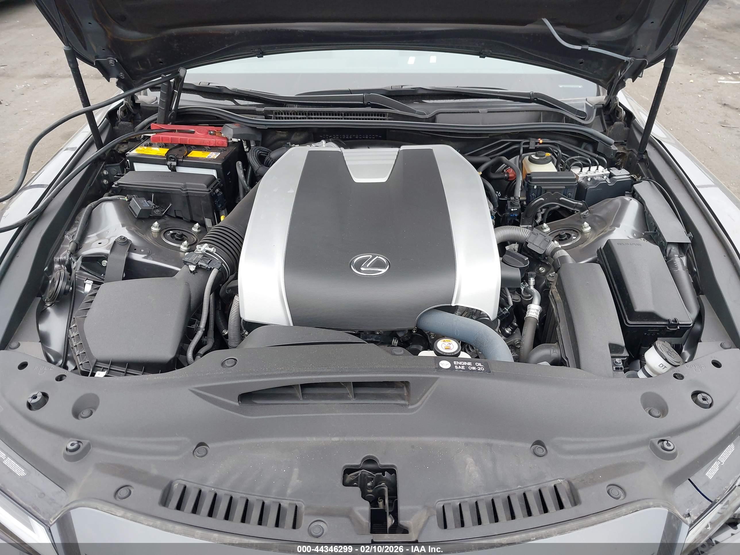 LEXUS IS image 10