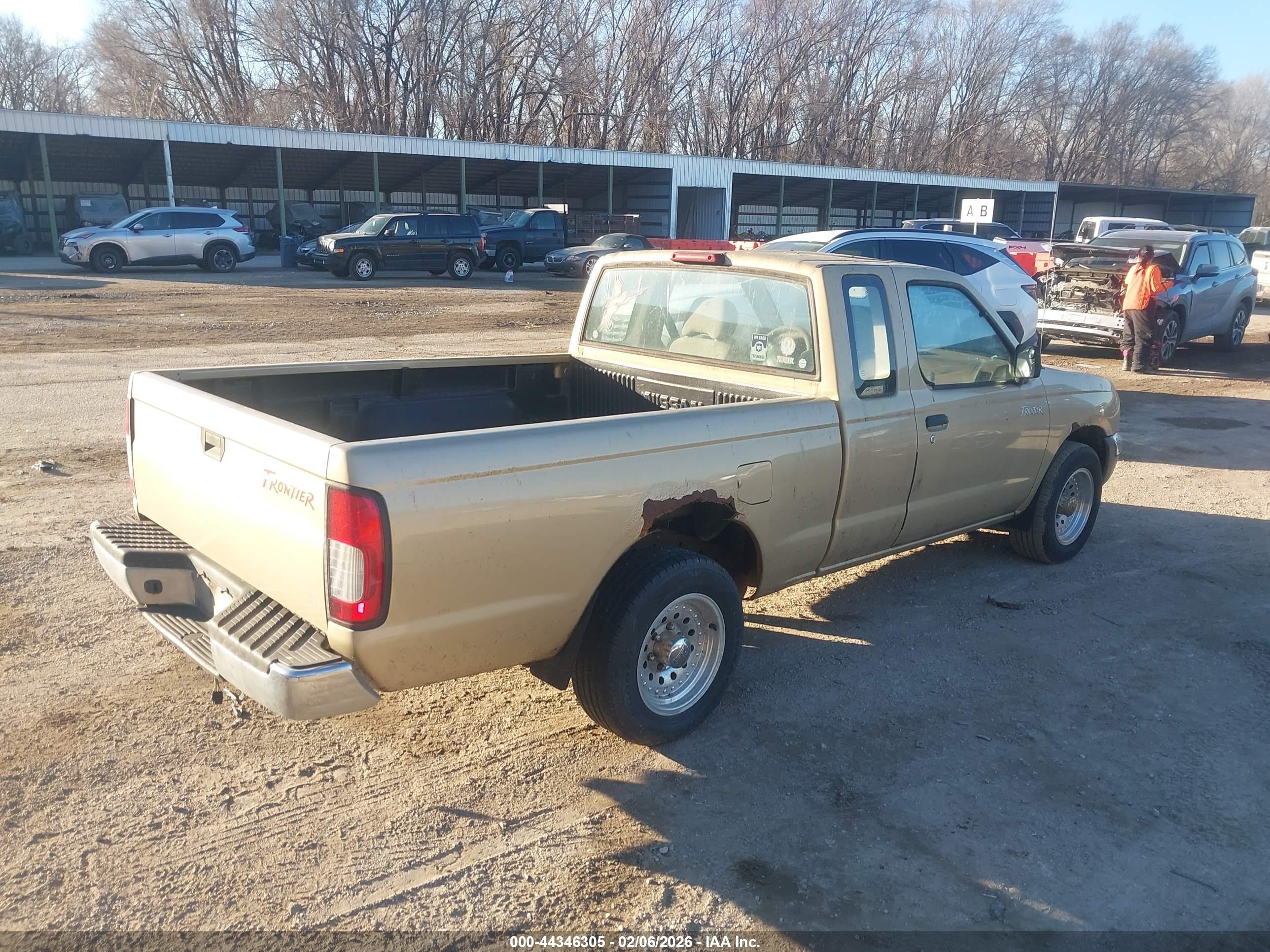 NISSAN FRONTIER image 4