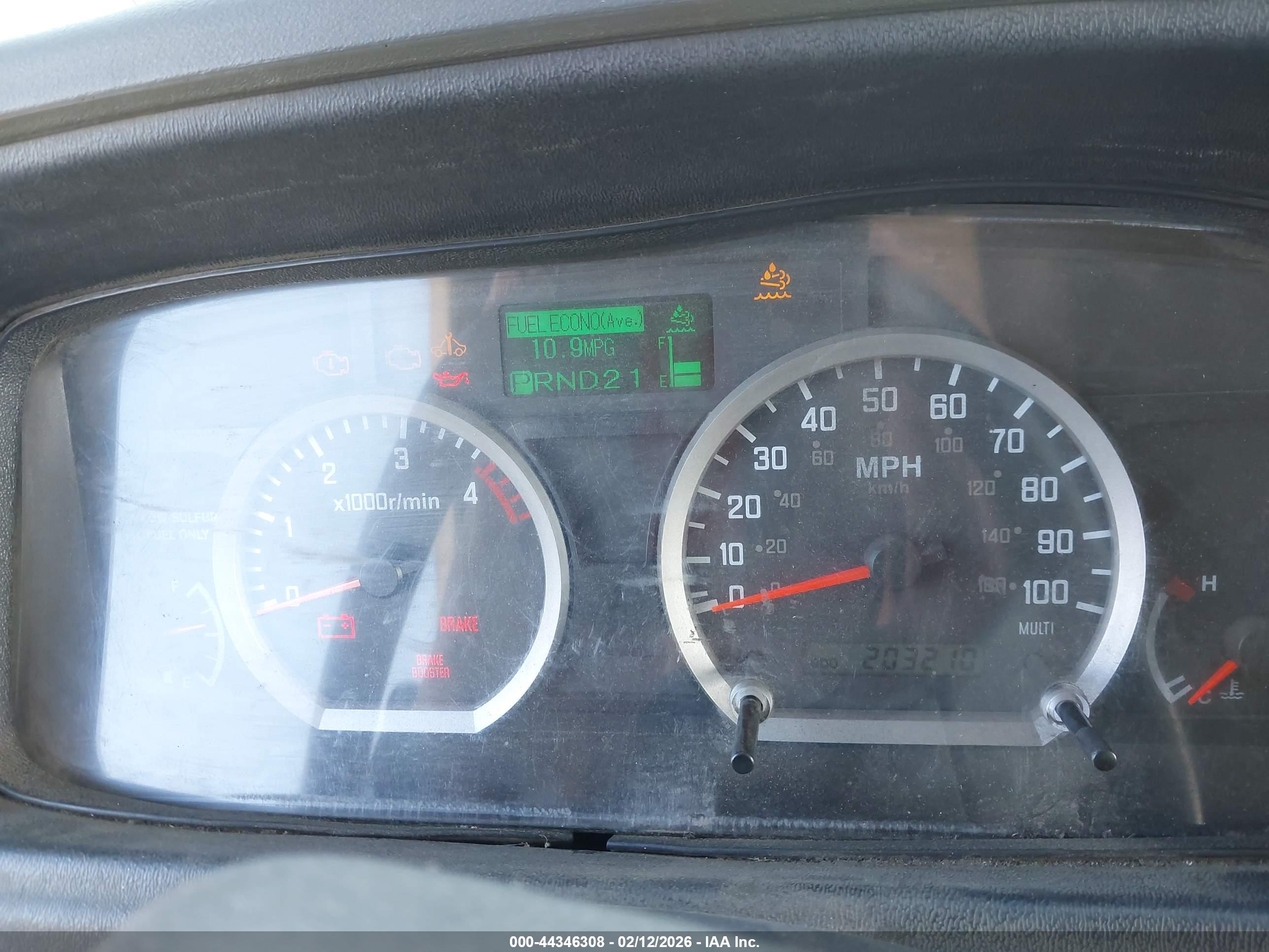 ISUZU NPR image 6