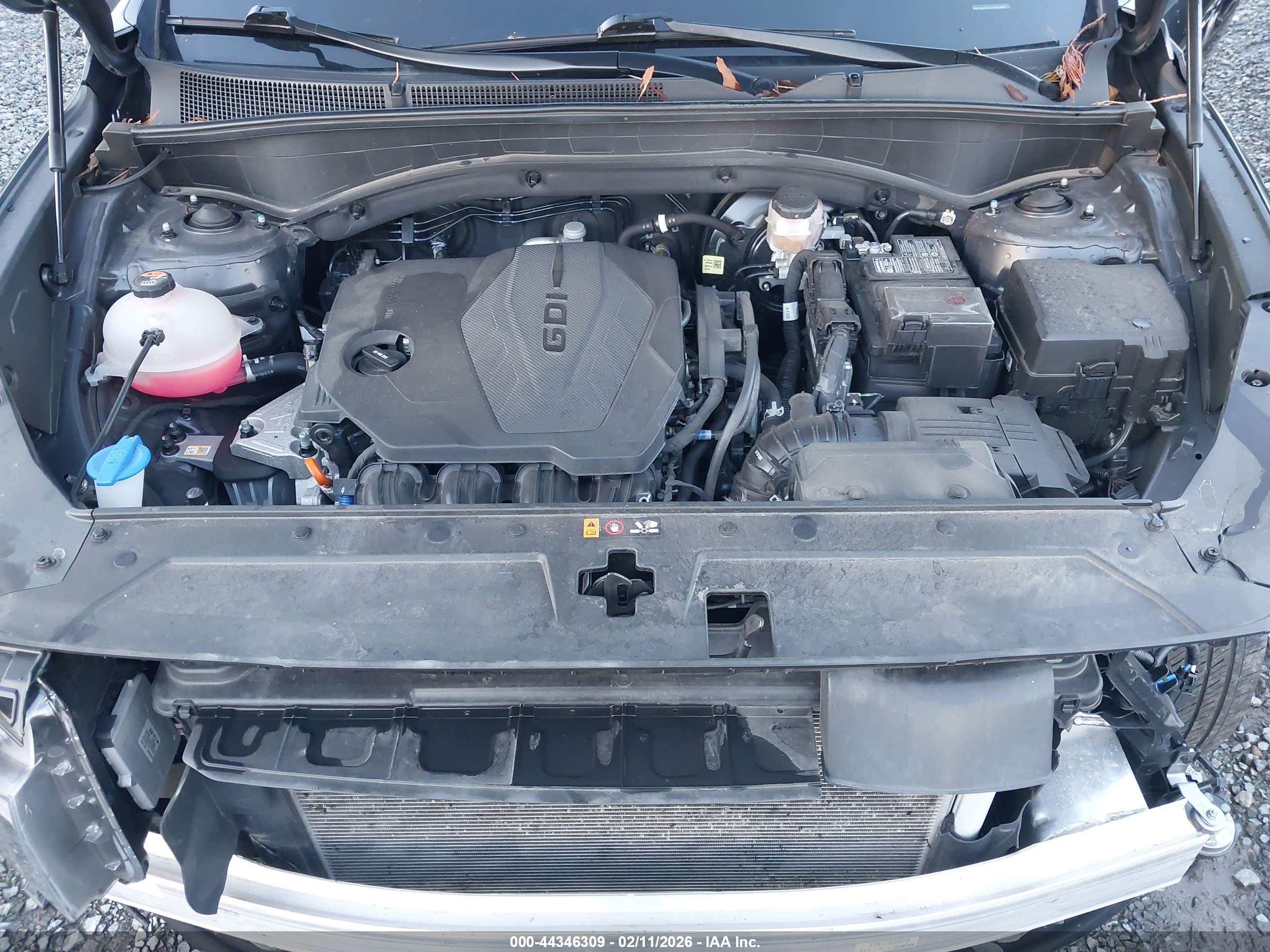 HYUNDAI SANTA image 10