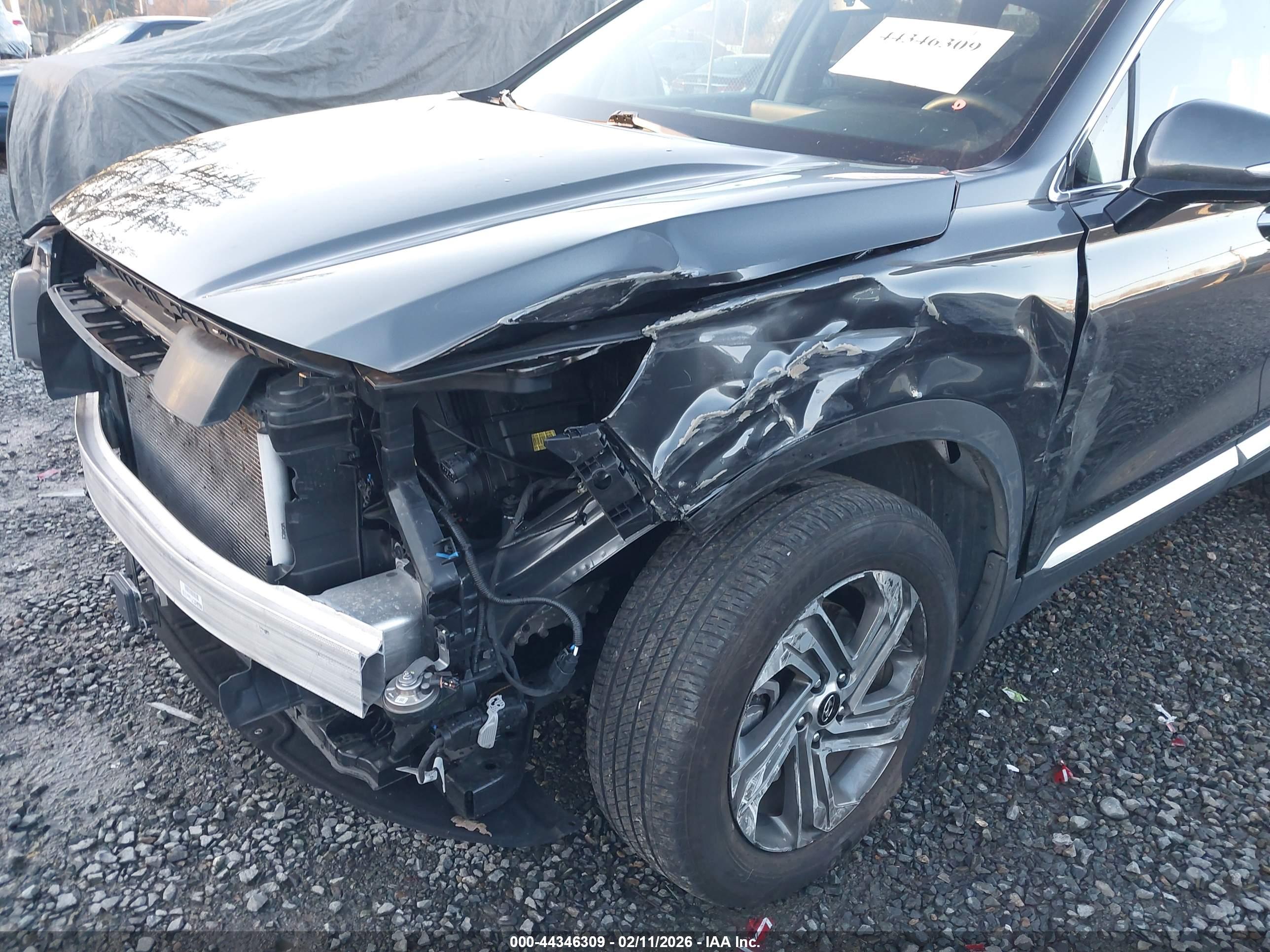 HYUNDAI SANTA image 6
