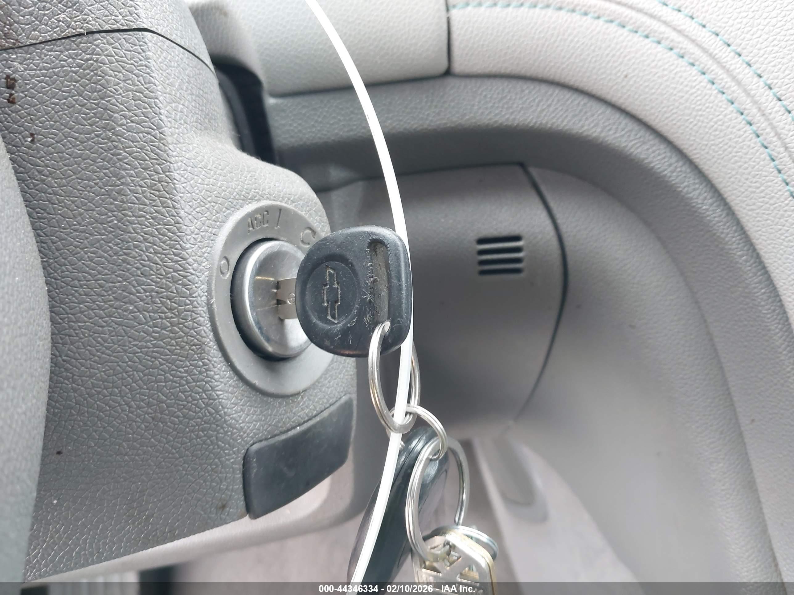 CHEVROLET TRAVERSE image 11