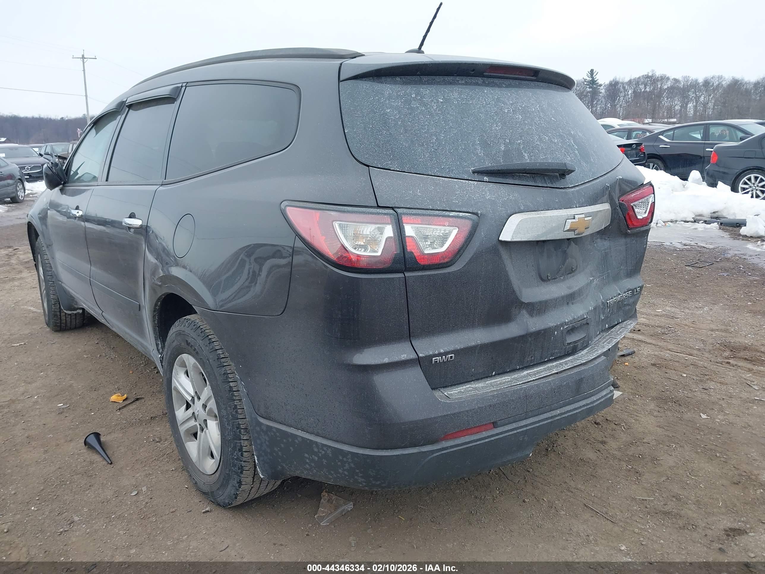 CHEVROLET TRAVERSE image 3