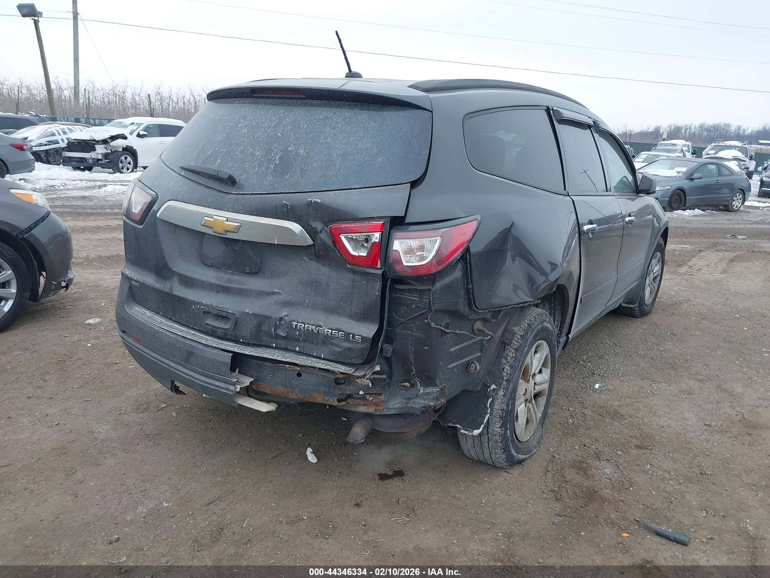 CHEVROLET TRAVERSE image 4