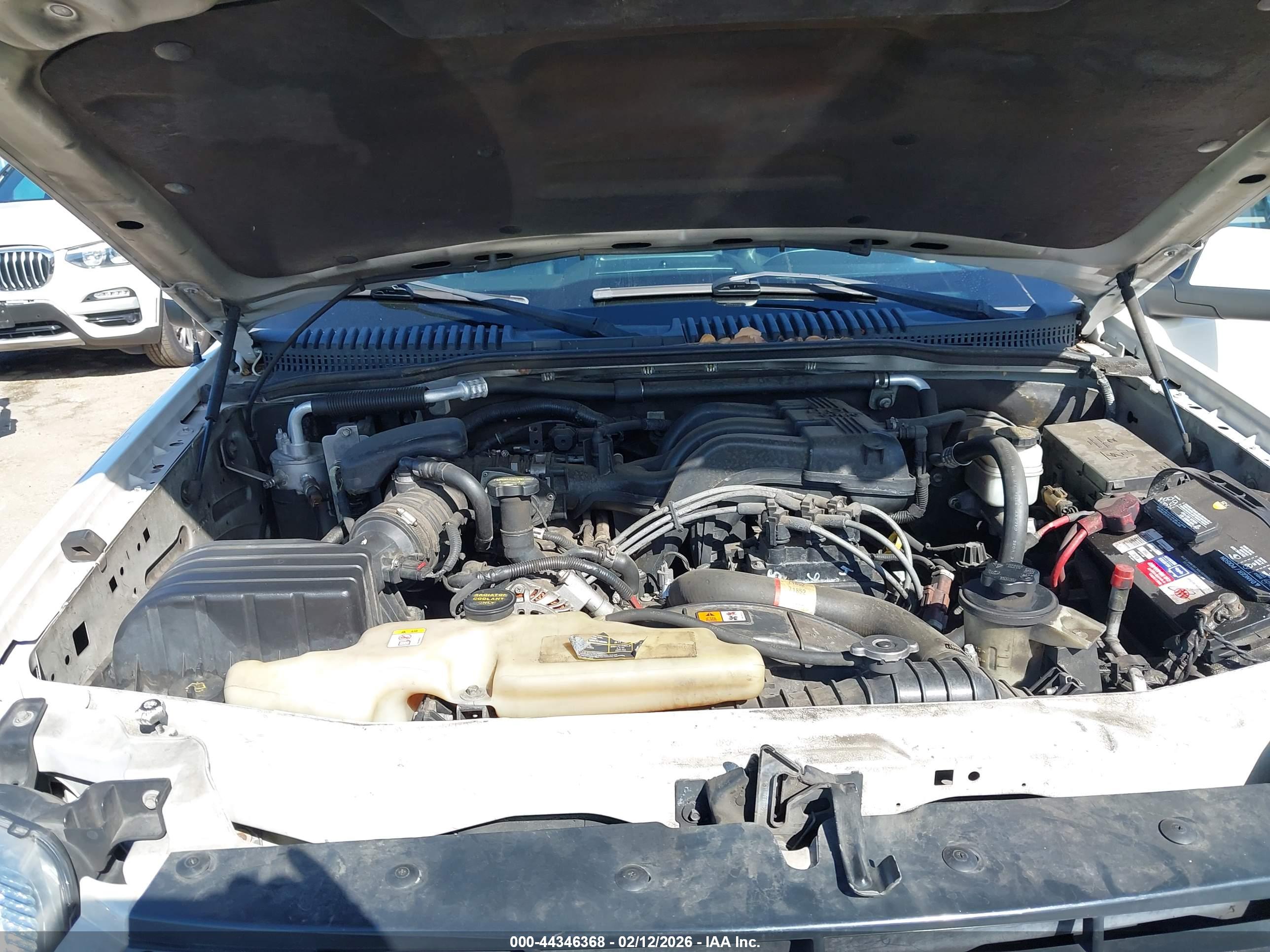 FORD EXPLORER image 10