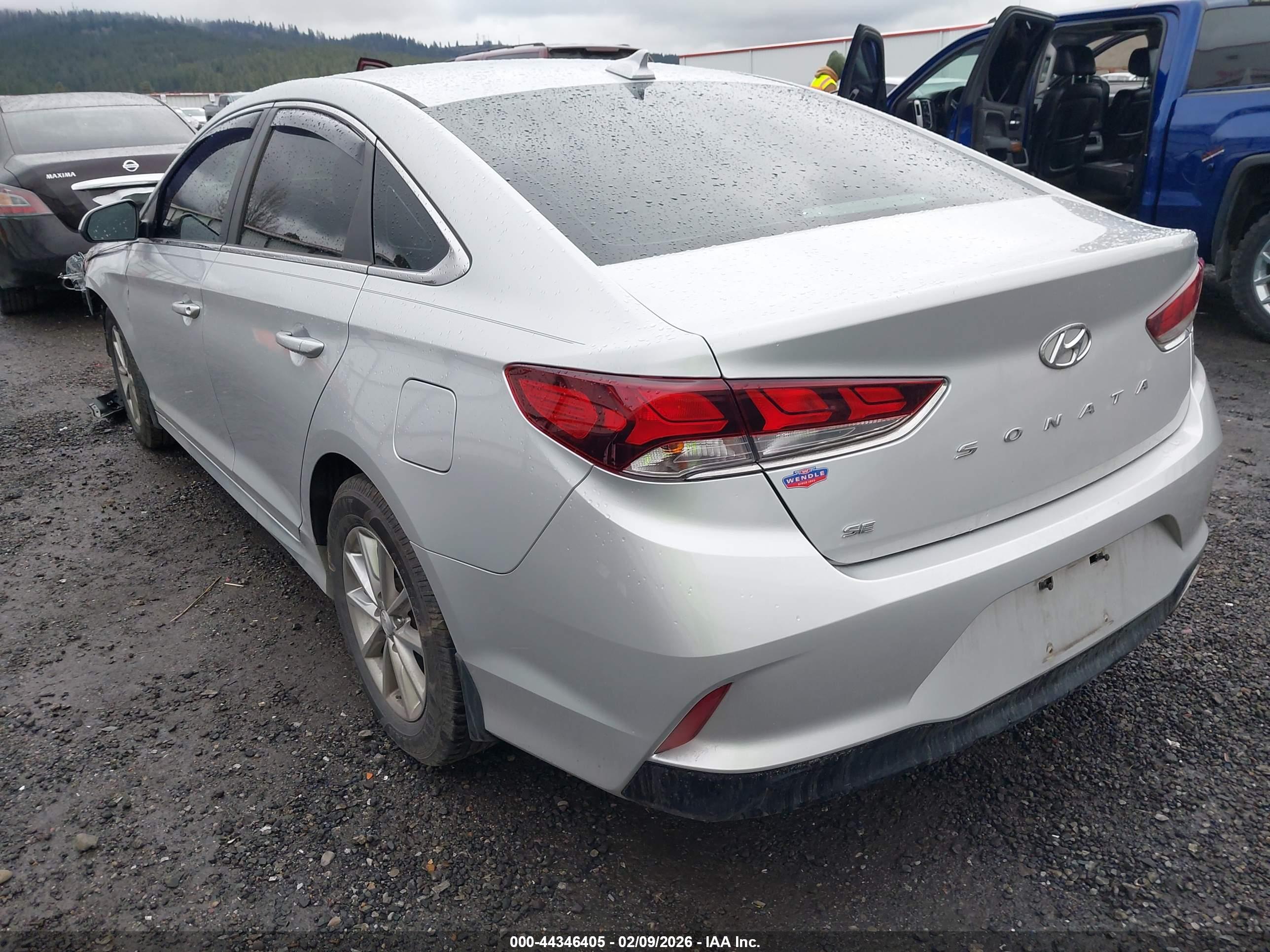 HYUNDAI SONATA image 3