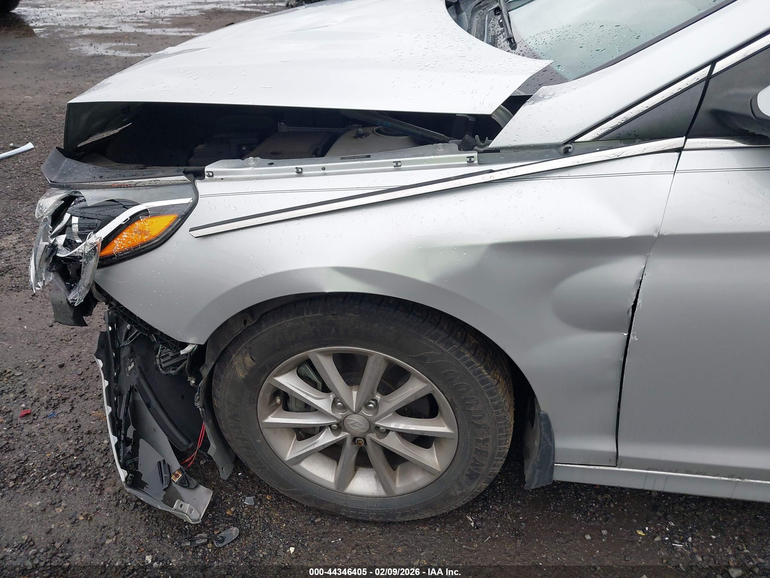 HYUNDAI SONATA image 6