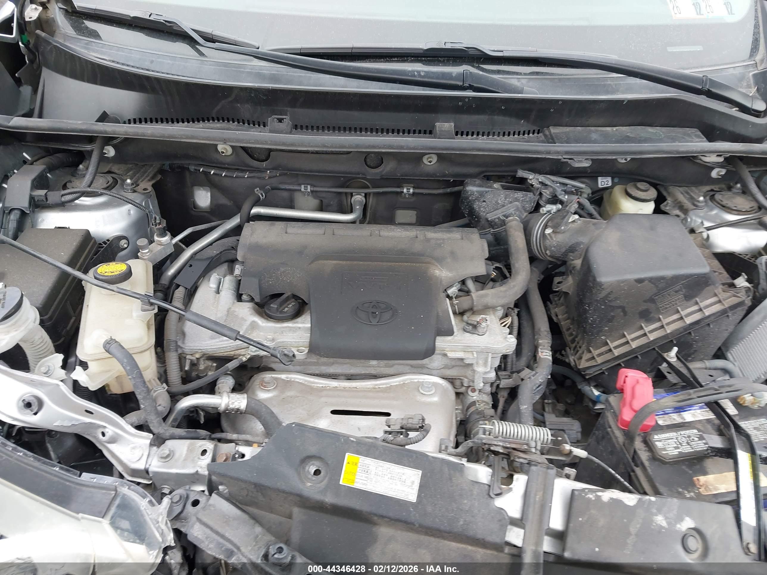 TOYOTA RAV4 image 10