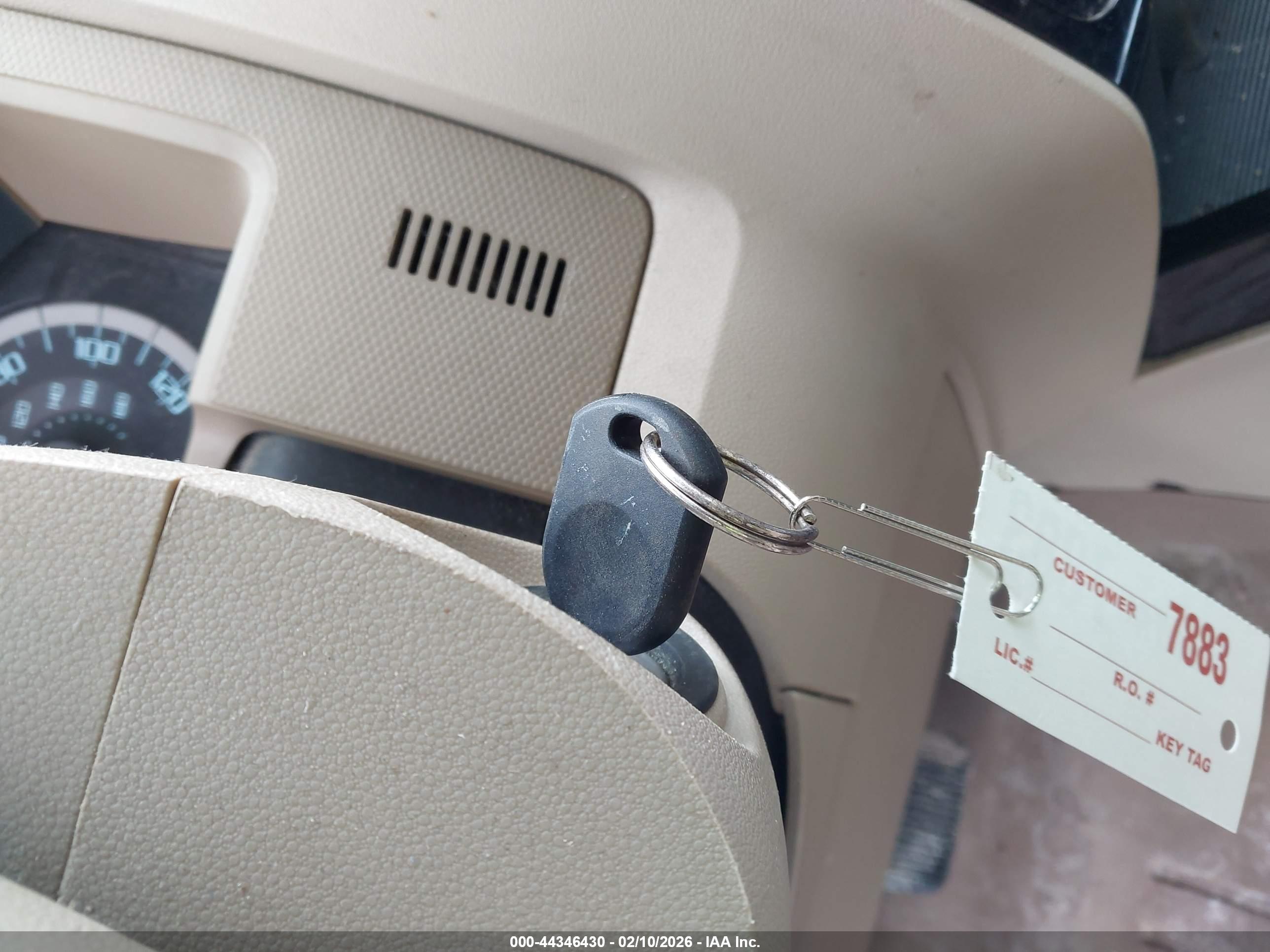 FORD ESCAPE image 11
