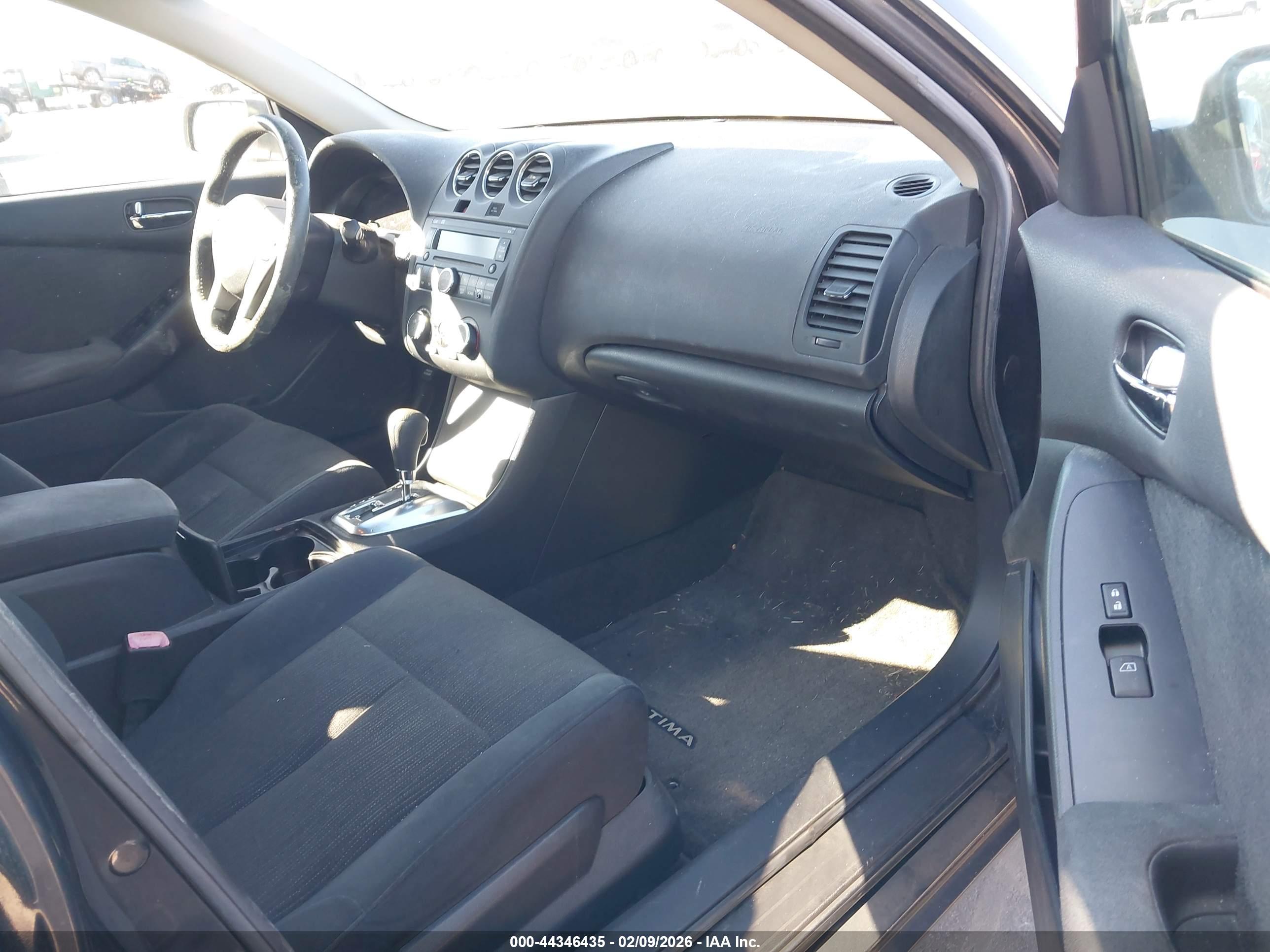 NISSAN ALTIMA image 5