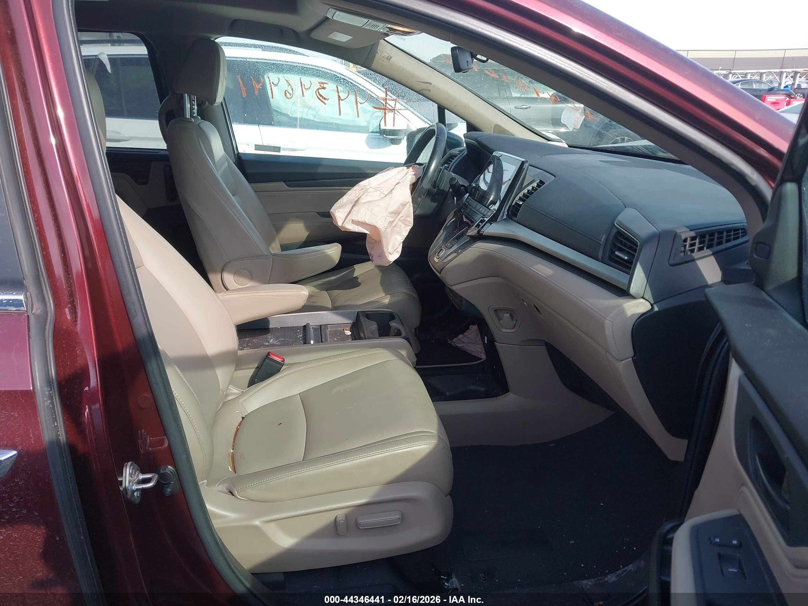 HONDA ODYSSEY image 5