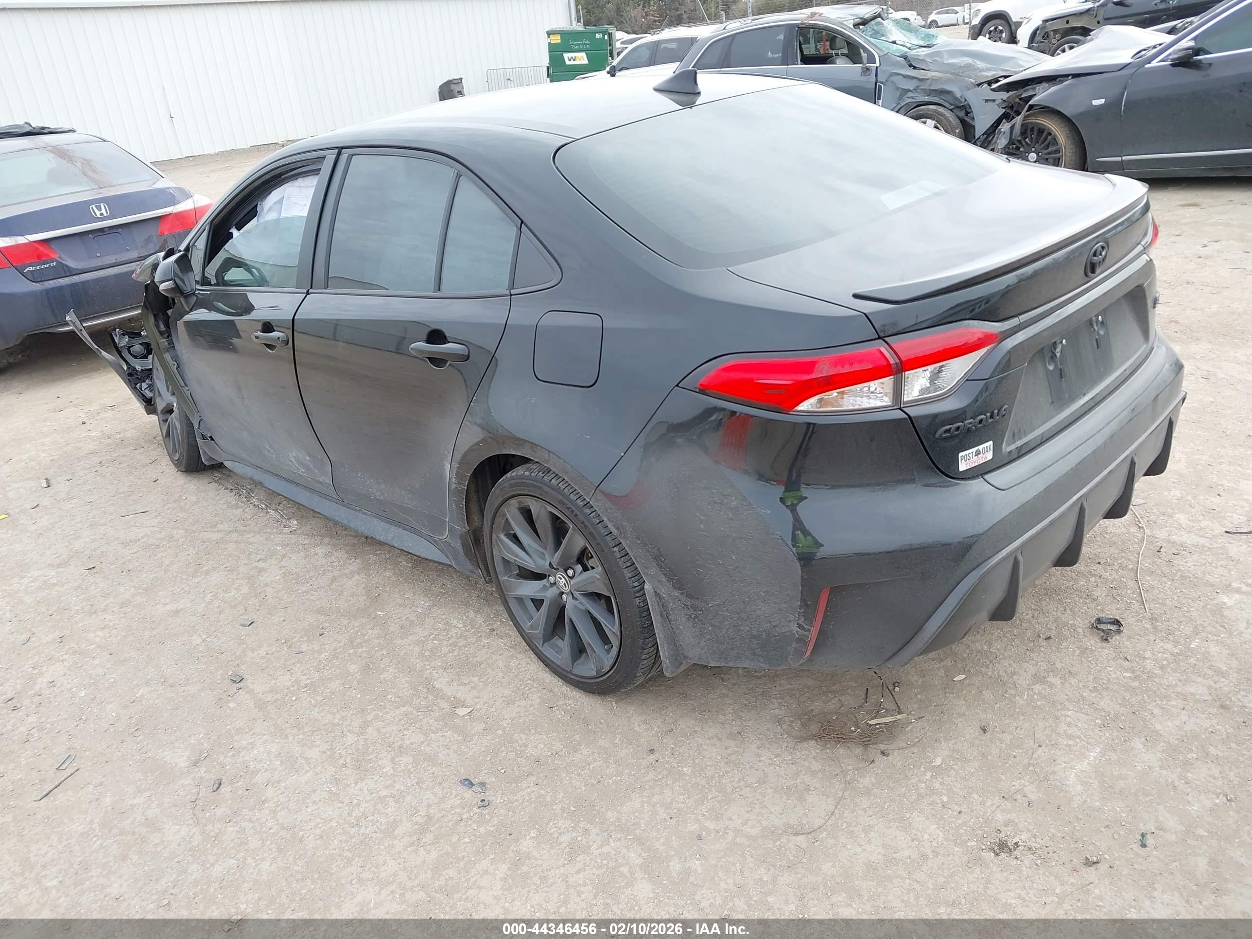 TOYOTA COROLLA image 3