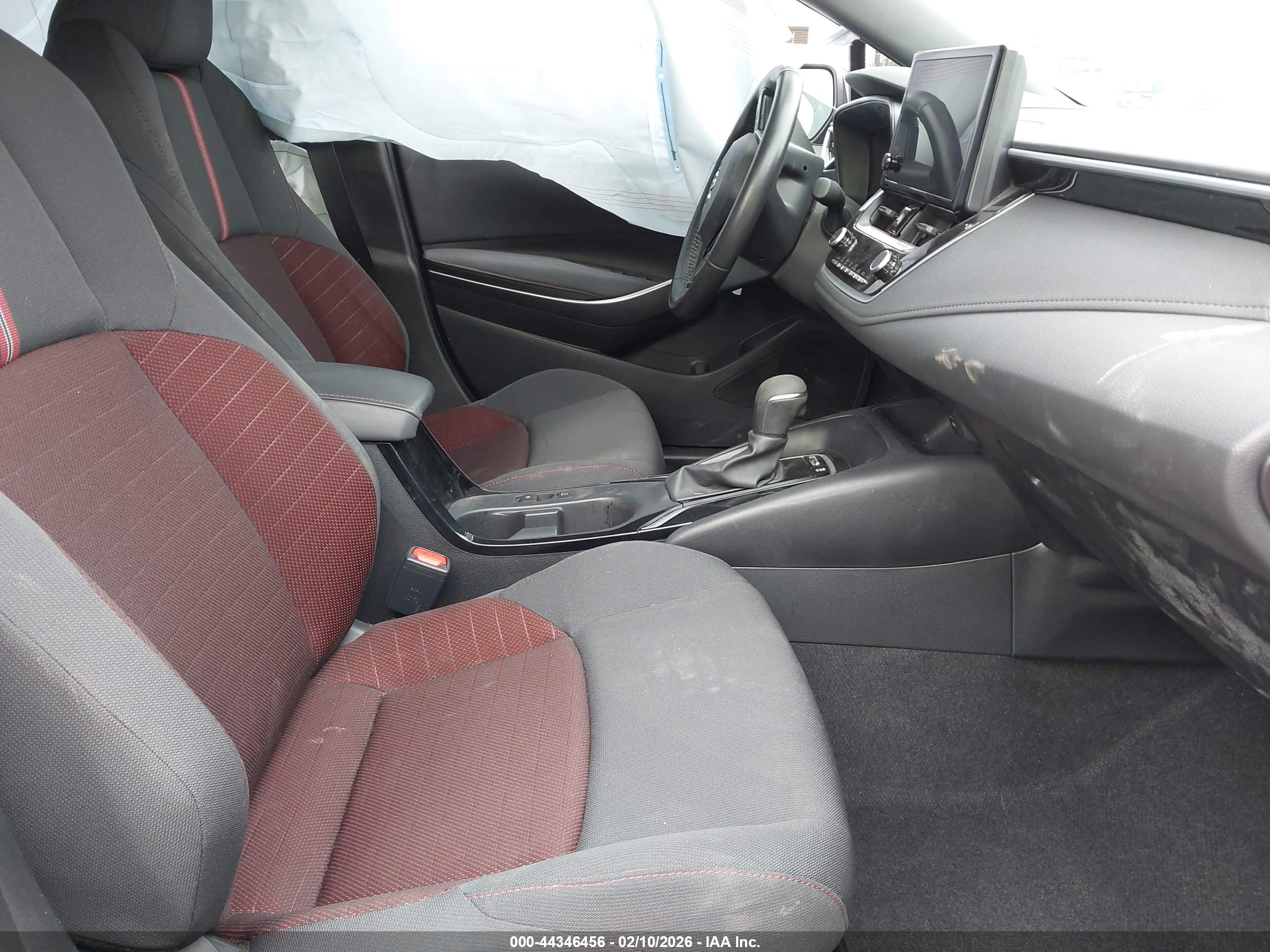 TOYOTA COROLLA image 5