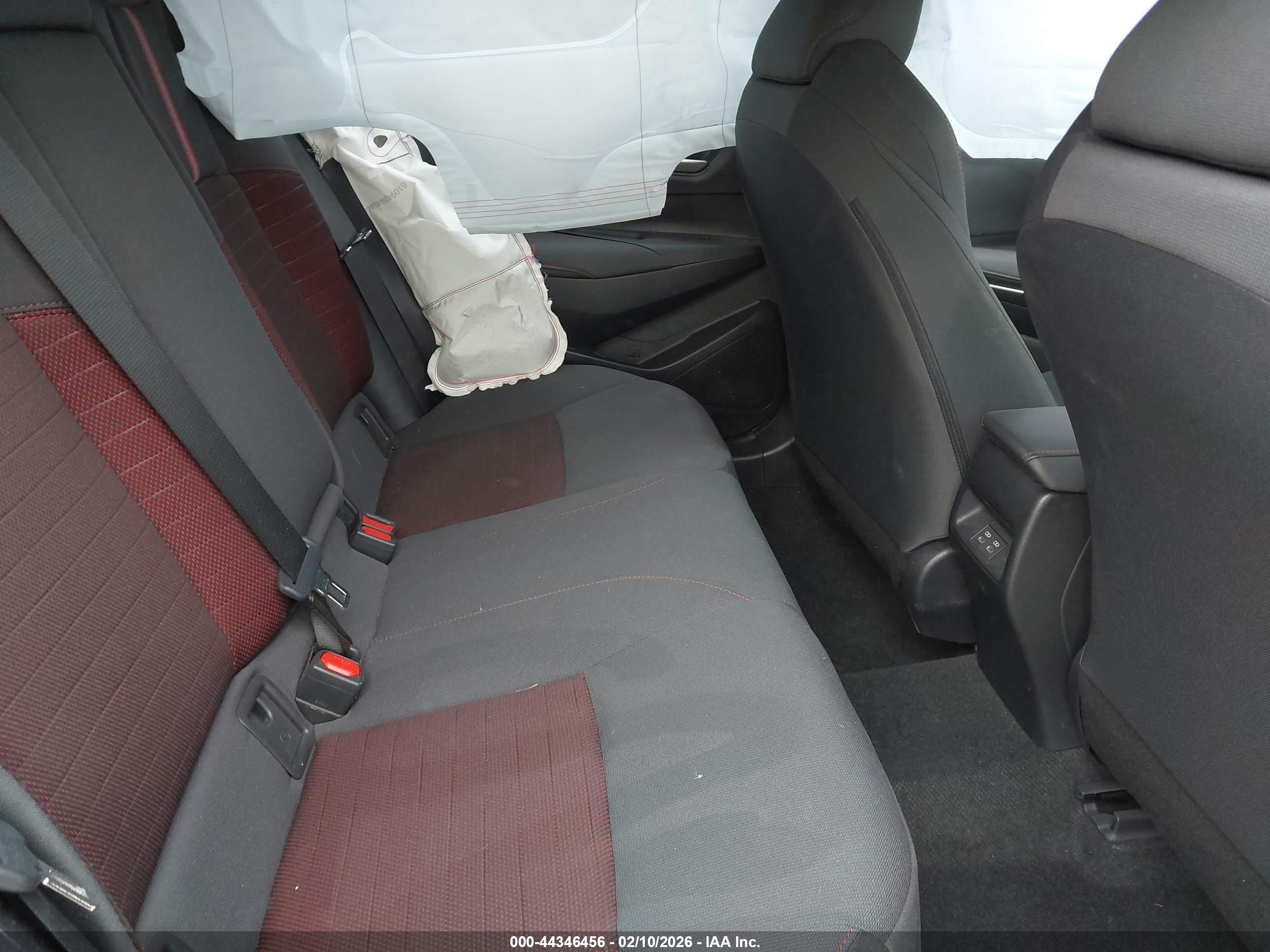 TOYOTA COROLLA image 8